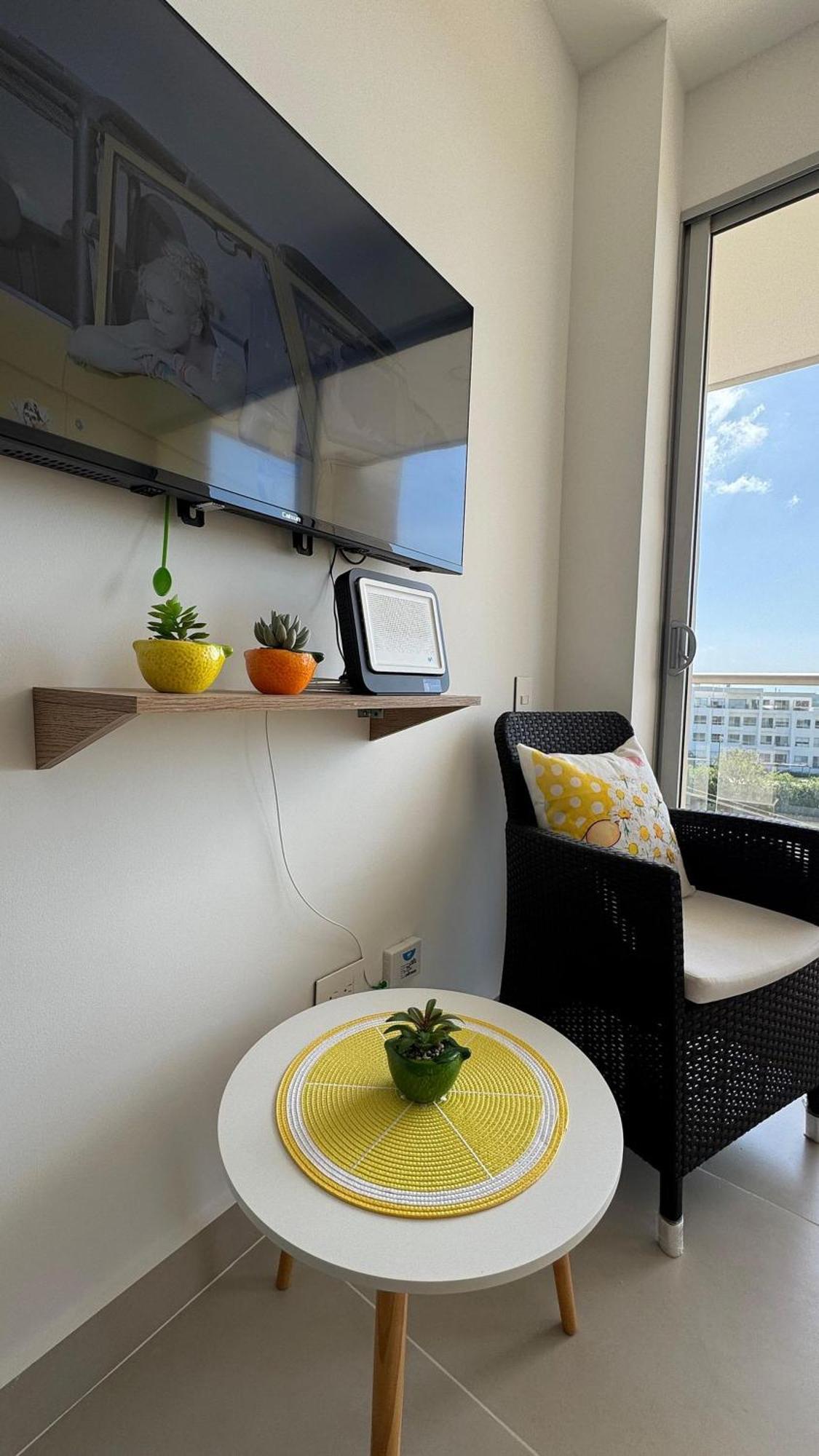 U-go Baia Kristal: Oasis Moderno En Apartment