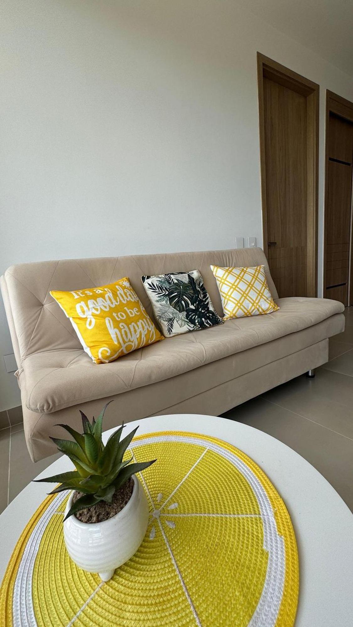 U-go Baia Kristal: Oasis Moderno En Apartment