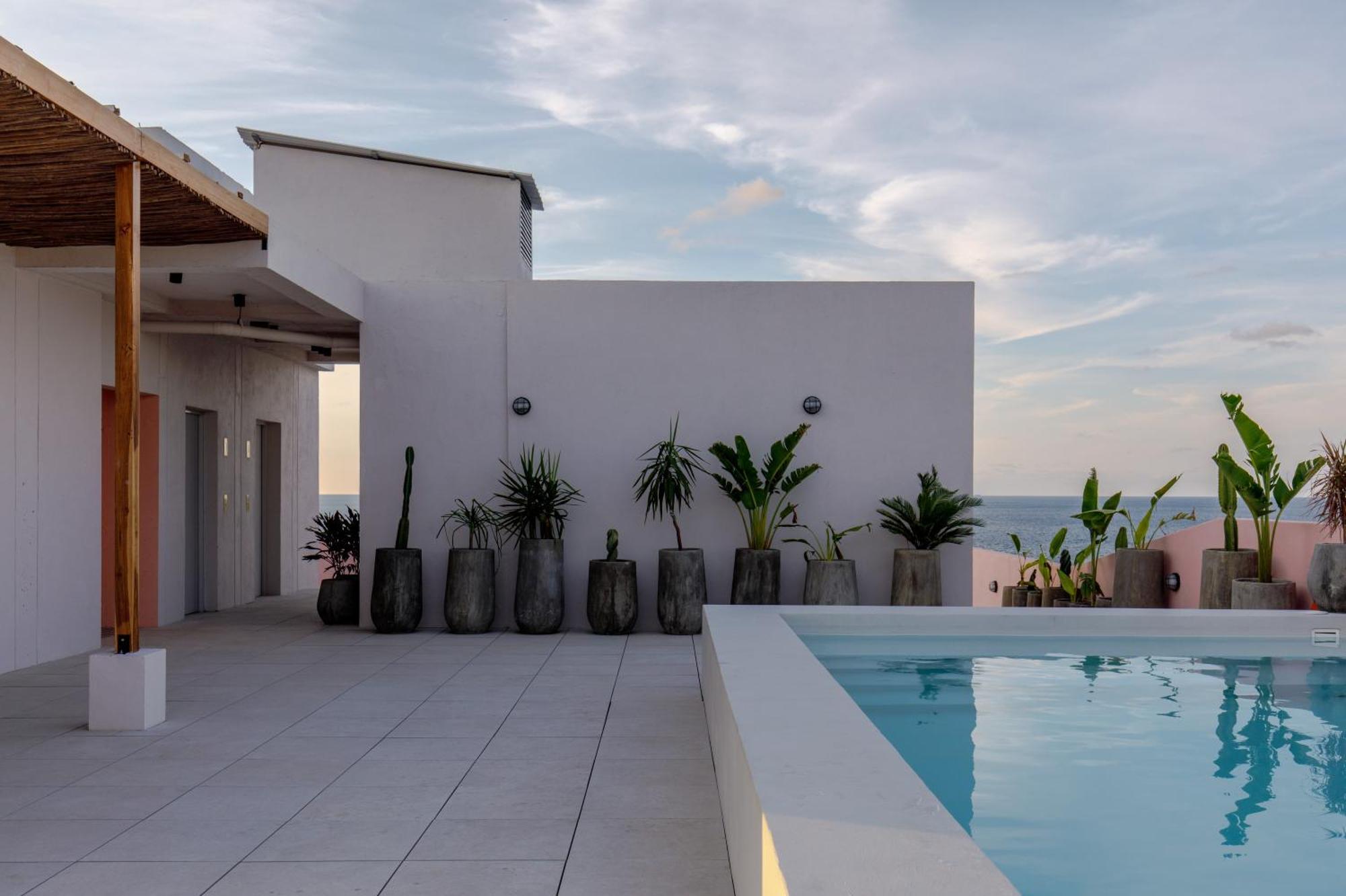Apartahotel H-be9 Frente Al Mar Con Aire Acondicionado Y Wifi *