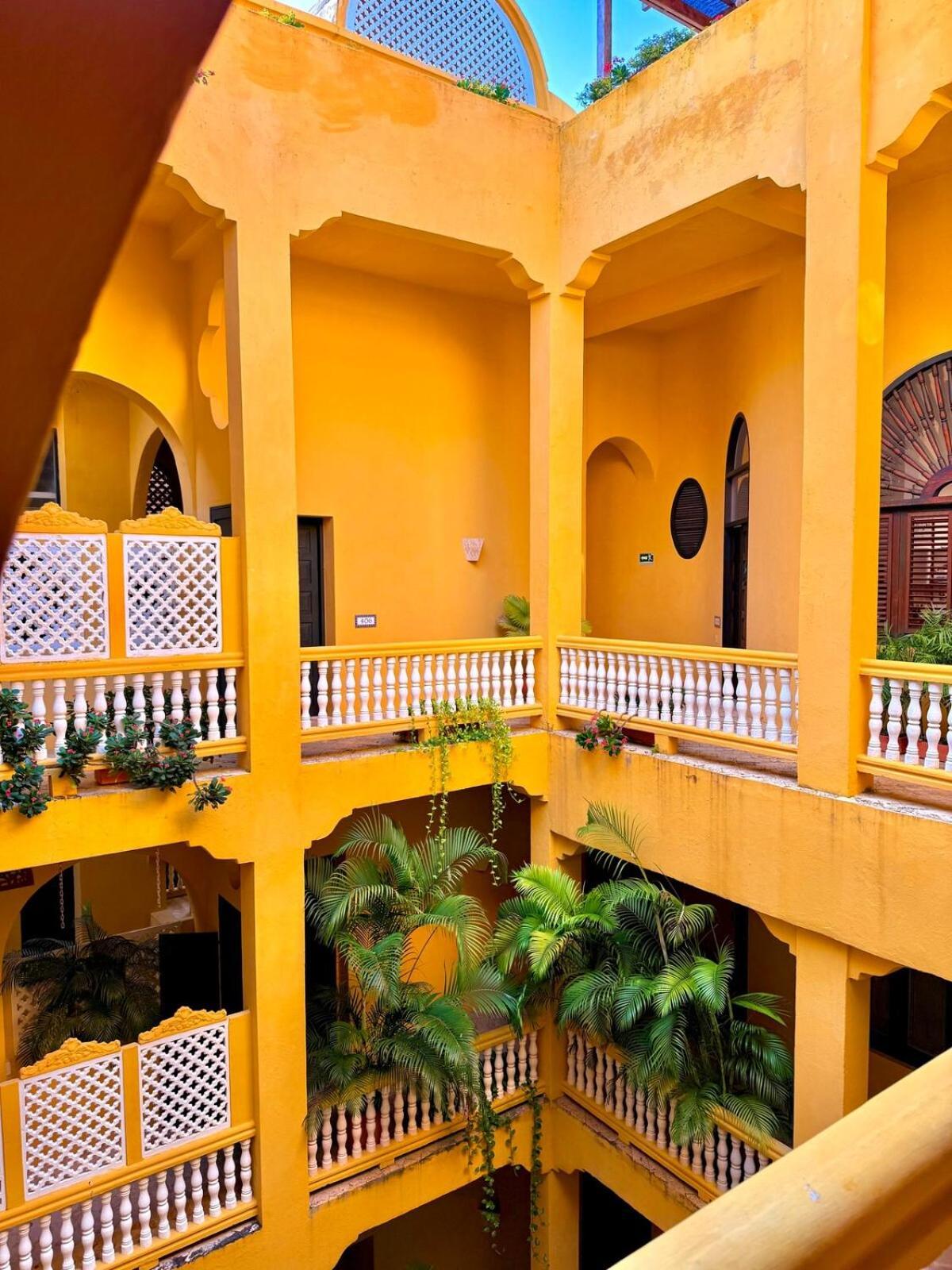 Apartamento Walled 2 Private Patios, Rooftop With Pool *