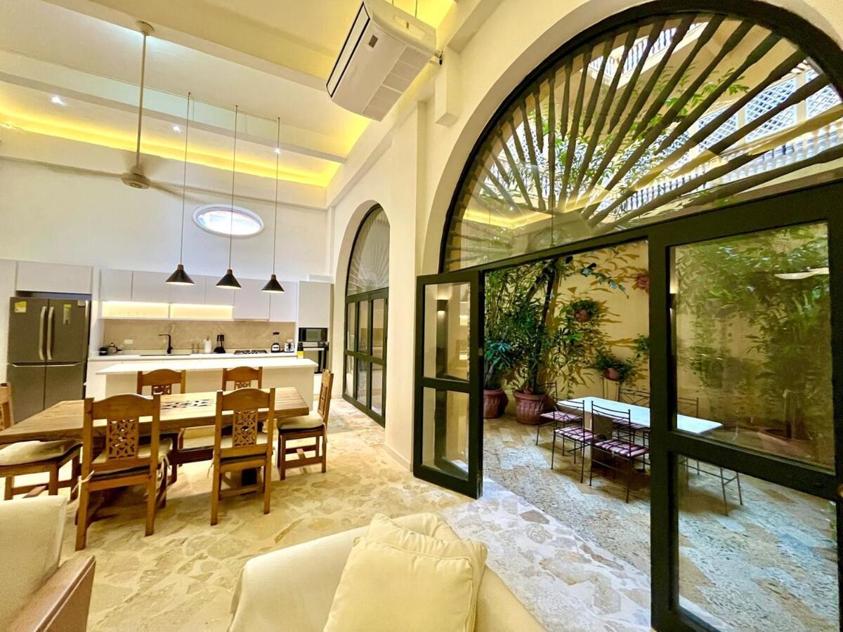 Walled 2 Private Patios, Rooftop With Pool * Cartagena