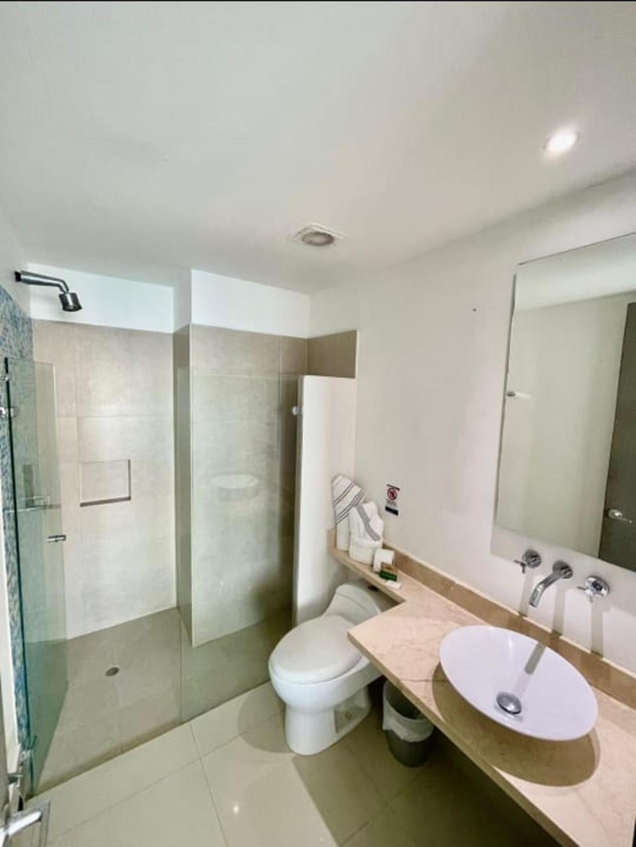 Apartamento 1pe-al De 1 Alcoba Frente Al Mar Con Aire Acondicionado, Piscina Y Wifi Cartagena