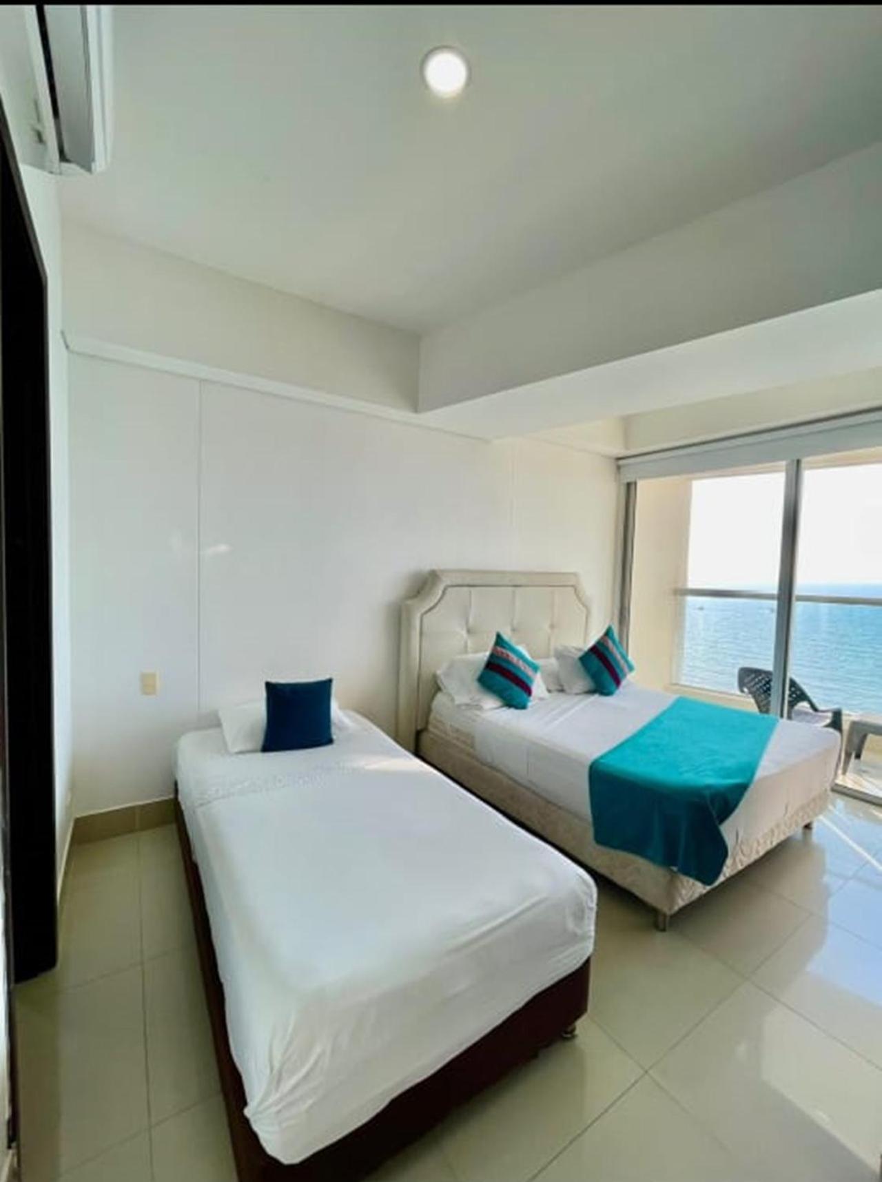 1pe-al De 1 Alcoba Frente Al Mar Con Aire Acondicionado, Piscina Y Wifi *