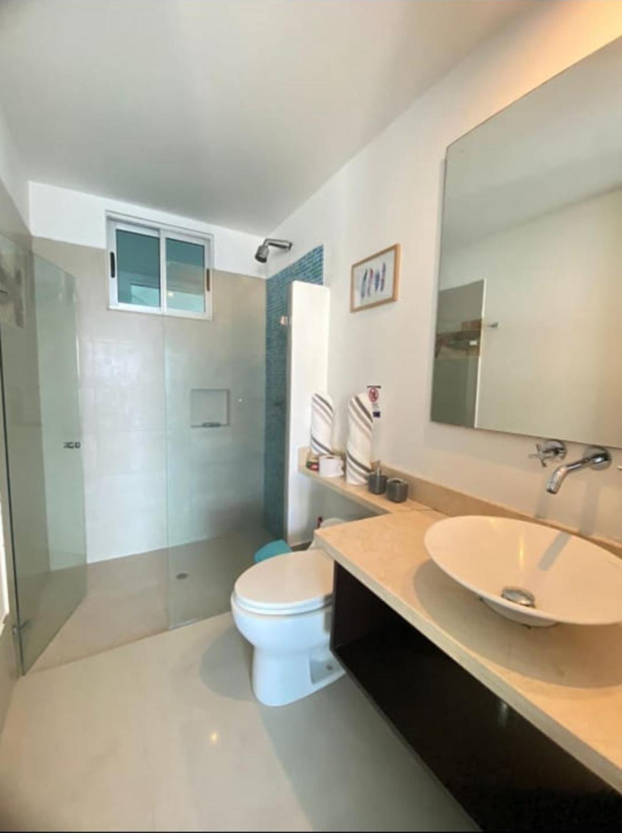 1pe-al De 1 Alcoba Frente Al Mar Con Aire Acondicionado, Piscina Y Wifi Apartamento *