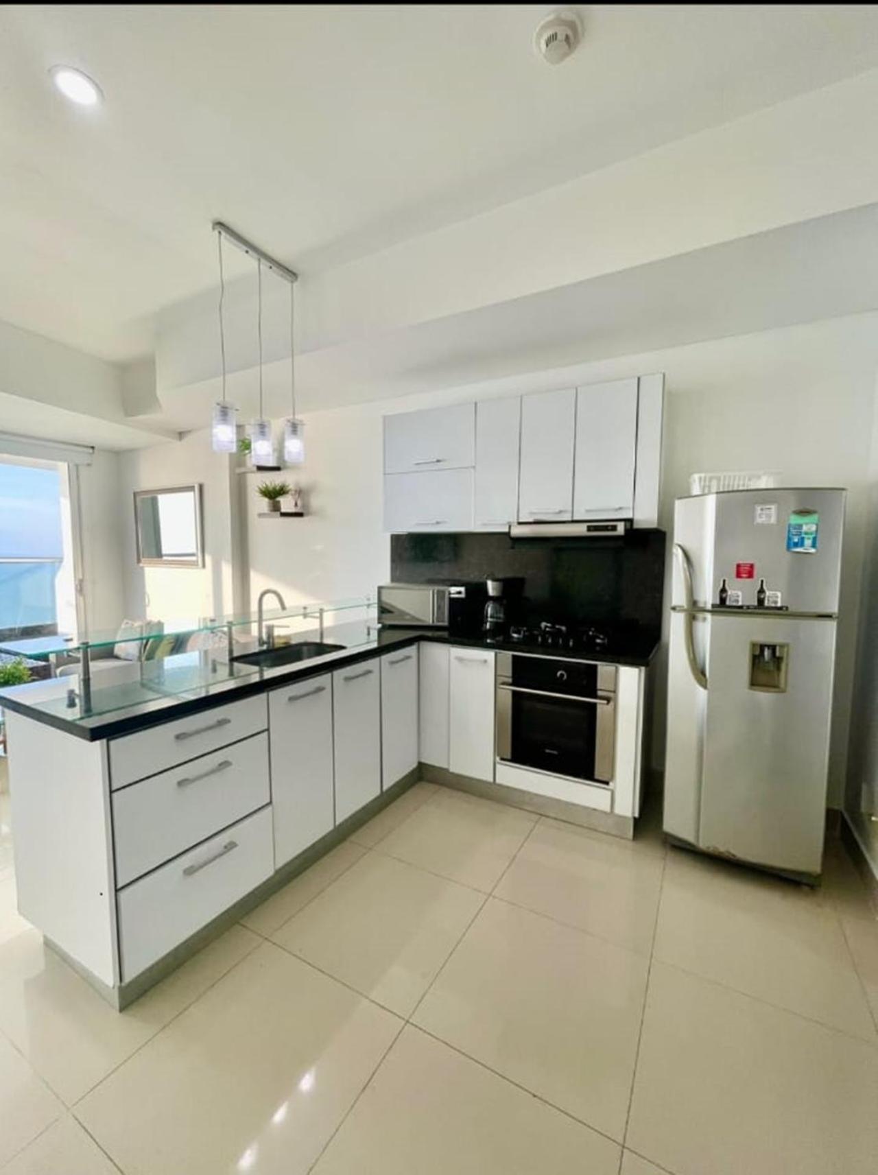 1pe-al De 1 Alcoba Frente Al Mar Con Aire Acondicionado, Piscina Y Wifi Apartamento