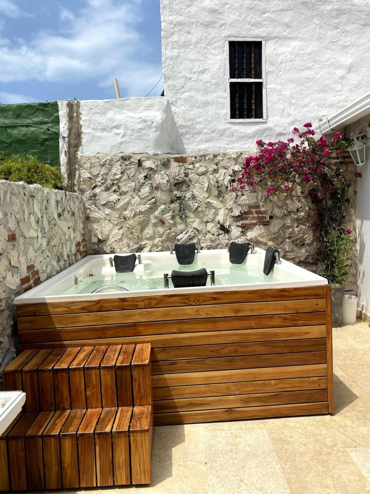Casa Beatriz Luxury Colonial House *