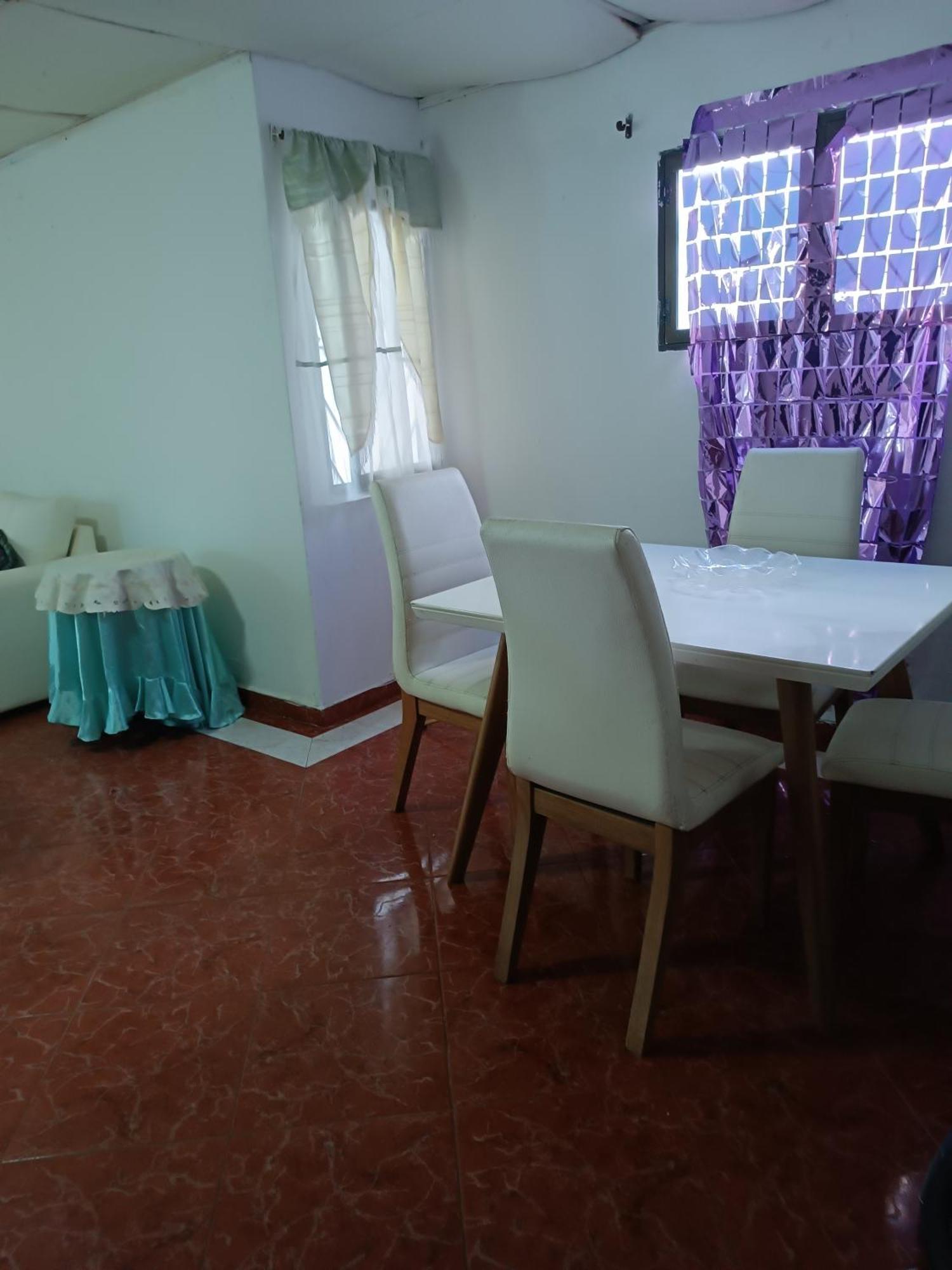 Habitación en casa particular Airport House Cartagena