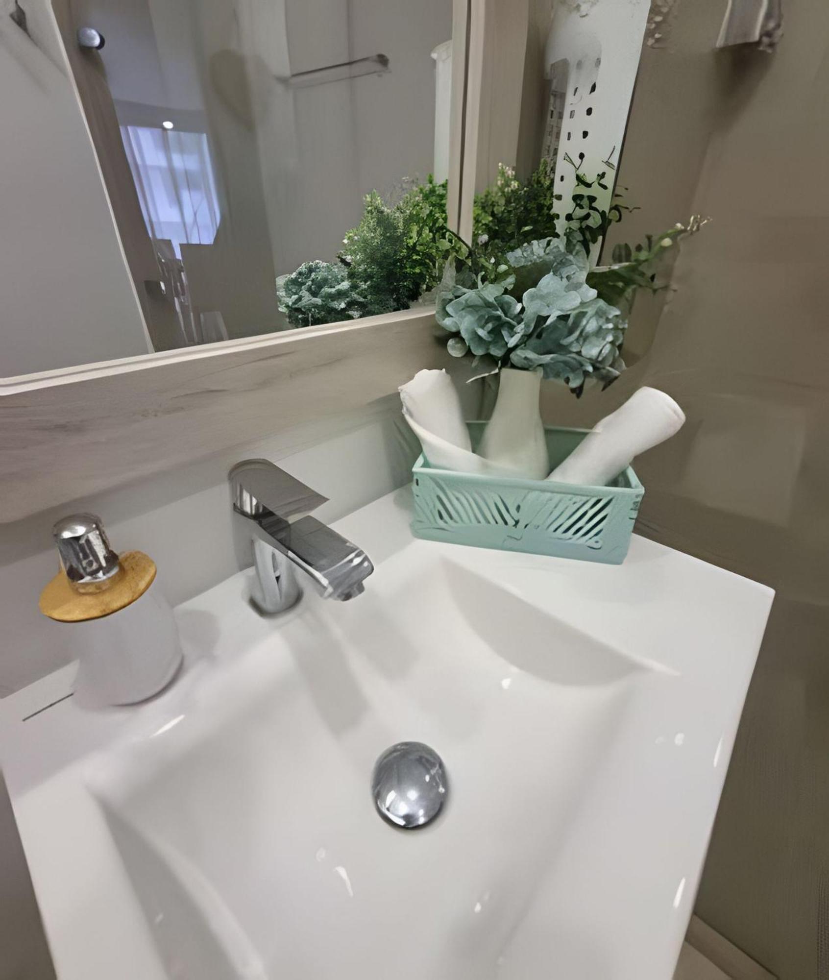 Apartamento 2 Dormitorios. Jacuzzi Y Vista Mar Cartagena