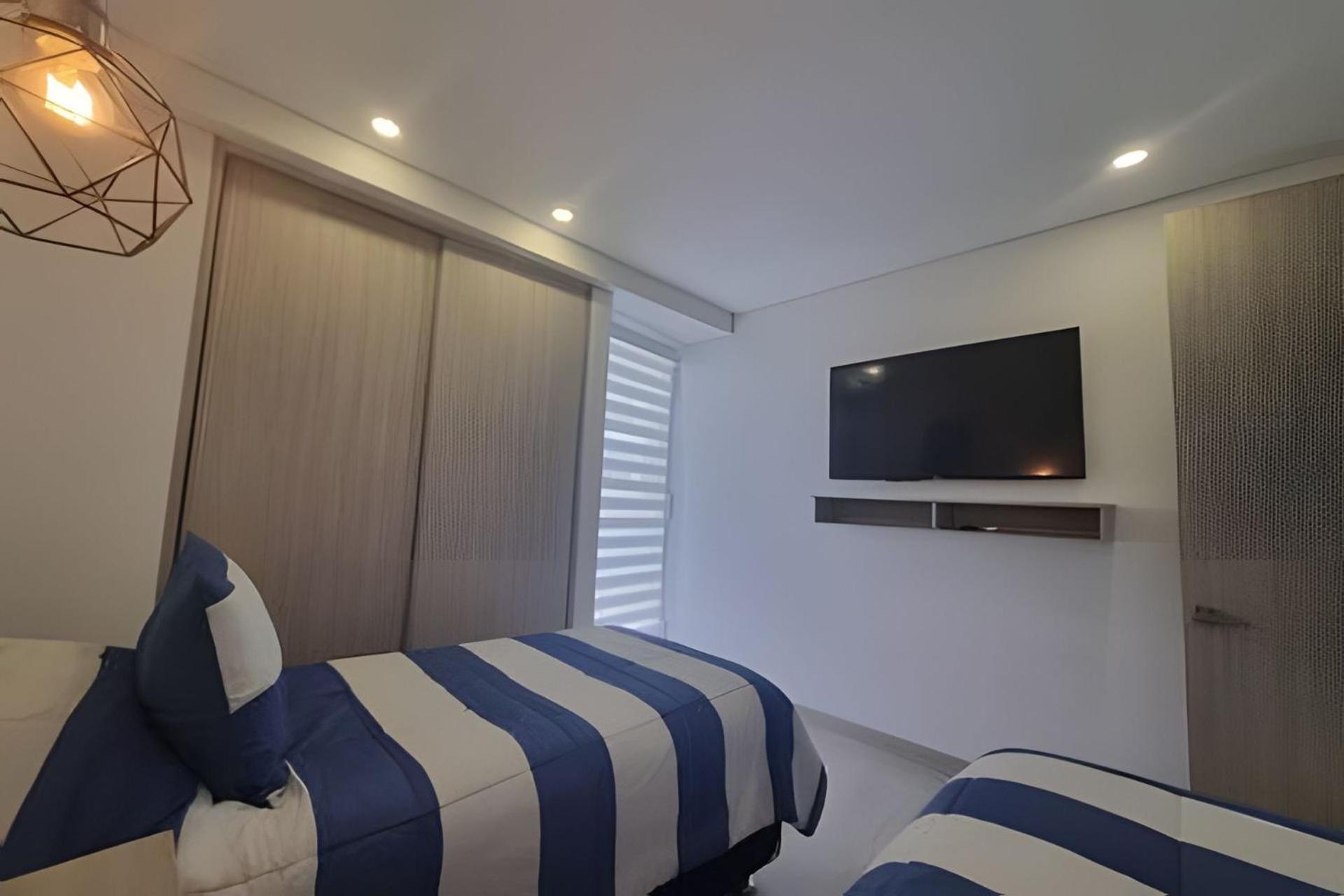 Apartamento 2 Dormitorios. Jacuzzi Y Vista Mar