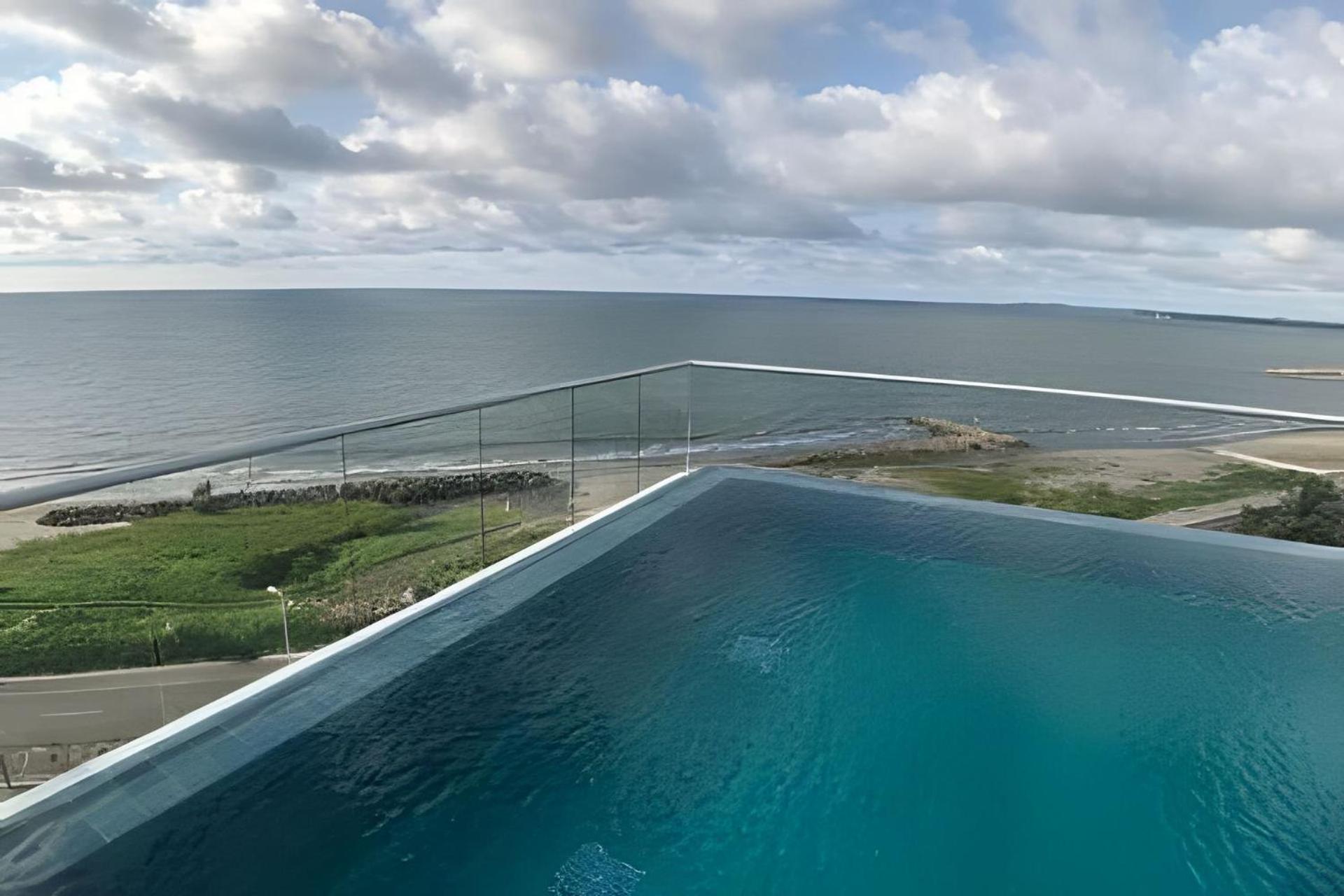 2 Vista Mar. Piscina Cartagena