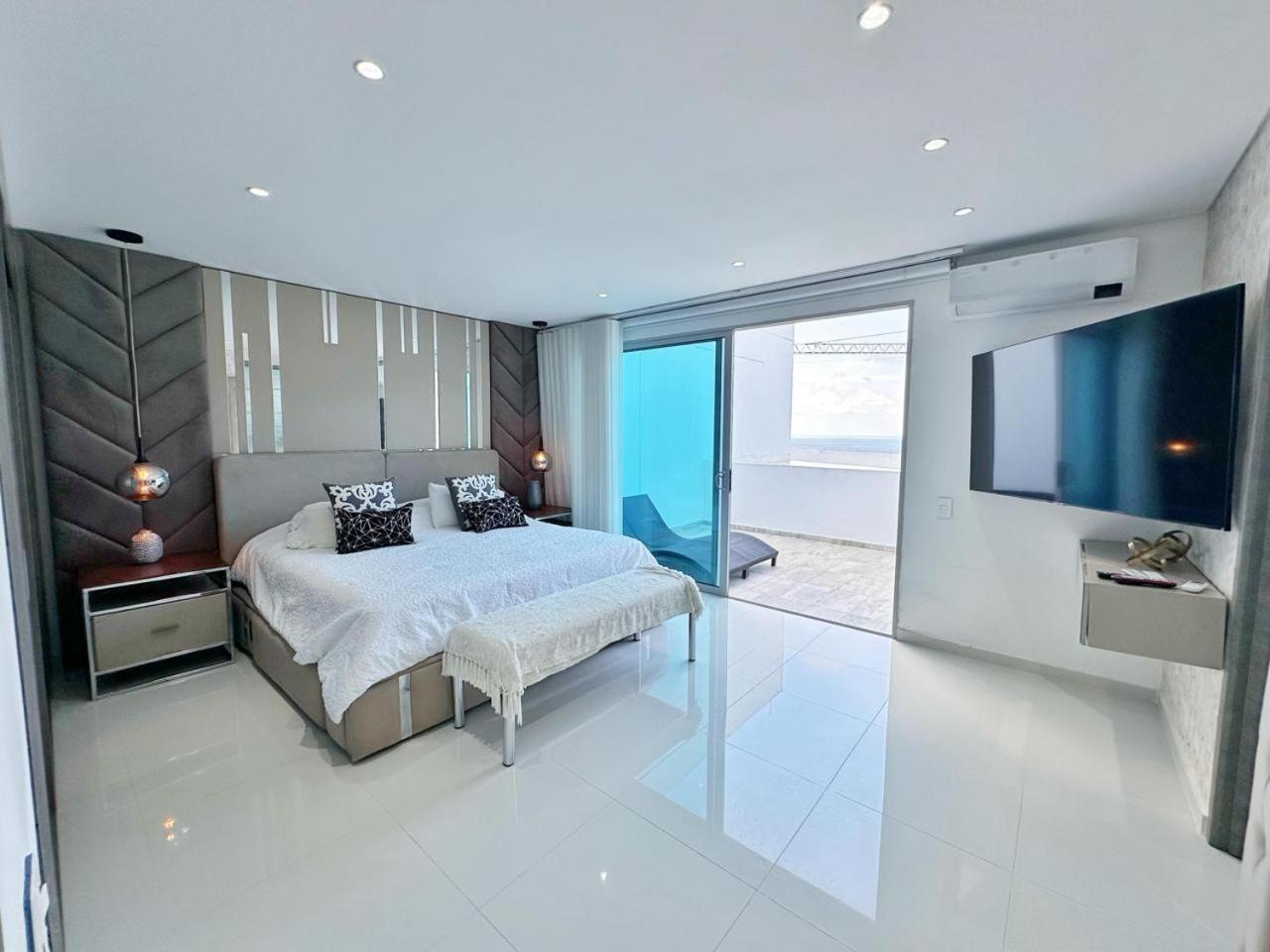 Penthouse Exclusivo En Cielo Mar, Renta Mensual Con Vistas Panoramicas Y Confort Inigualable Apartamento Cartagena