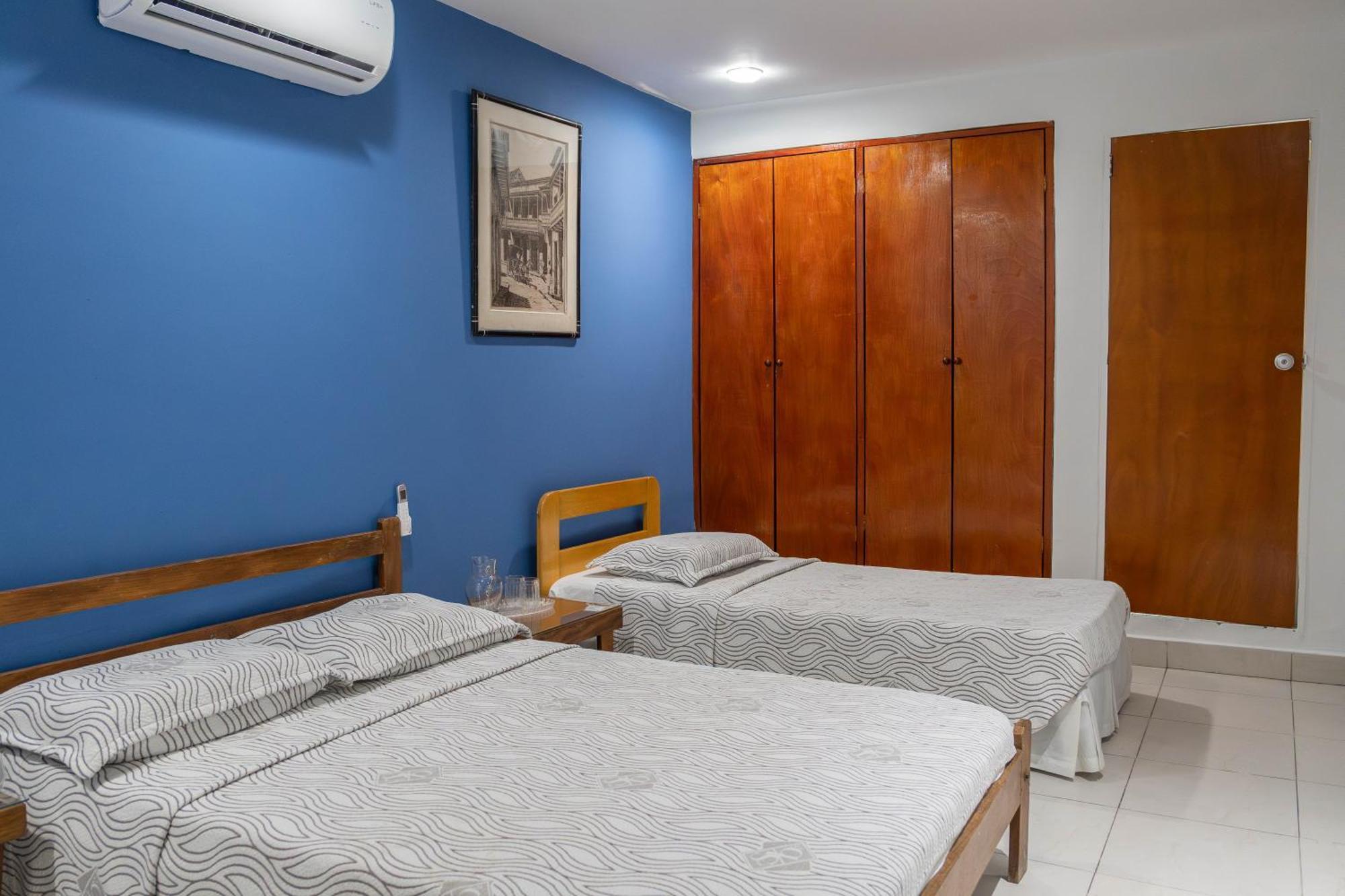Veleros Hotel