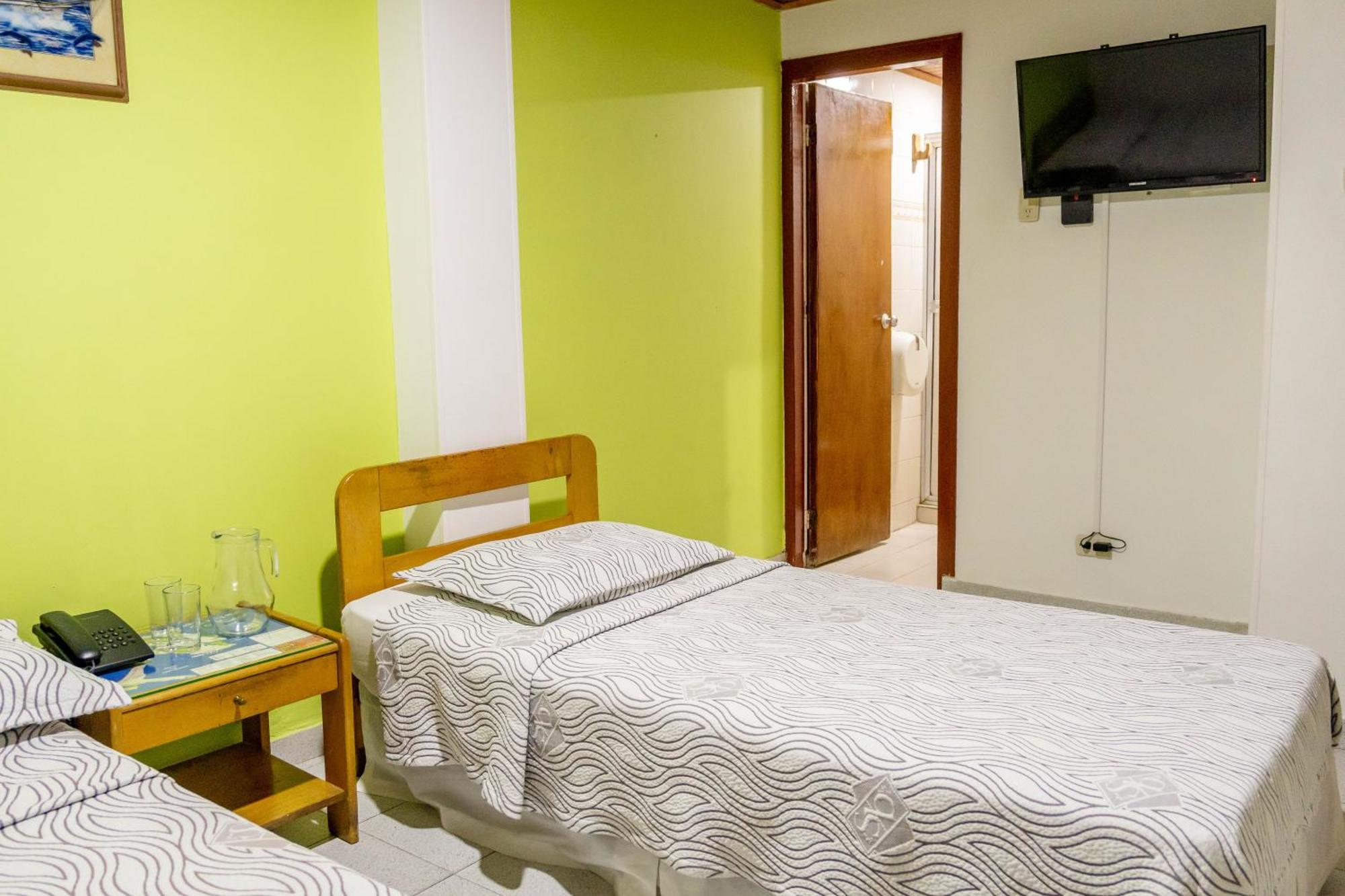 Veleros Hotel