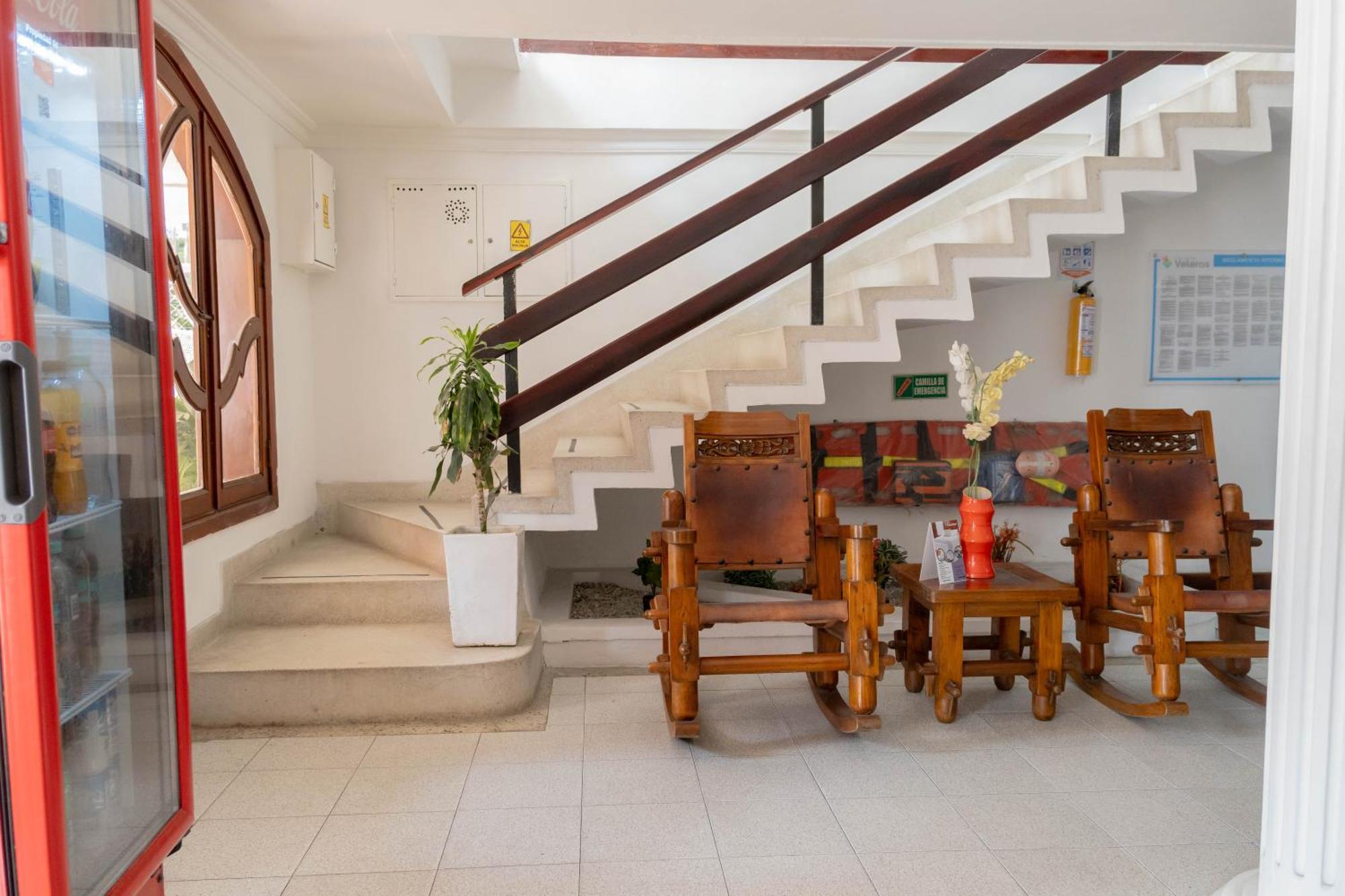 Hotel Veleros 2*