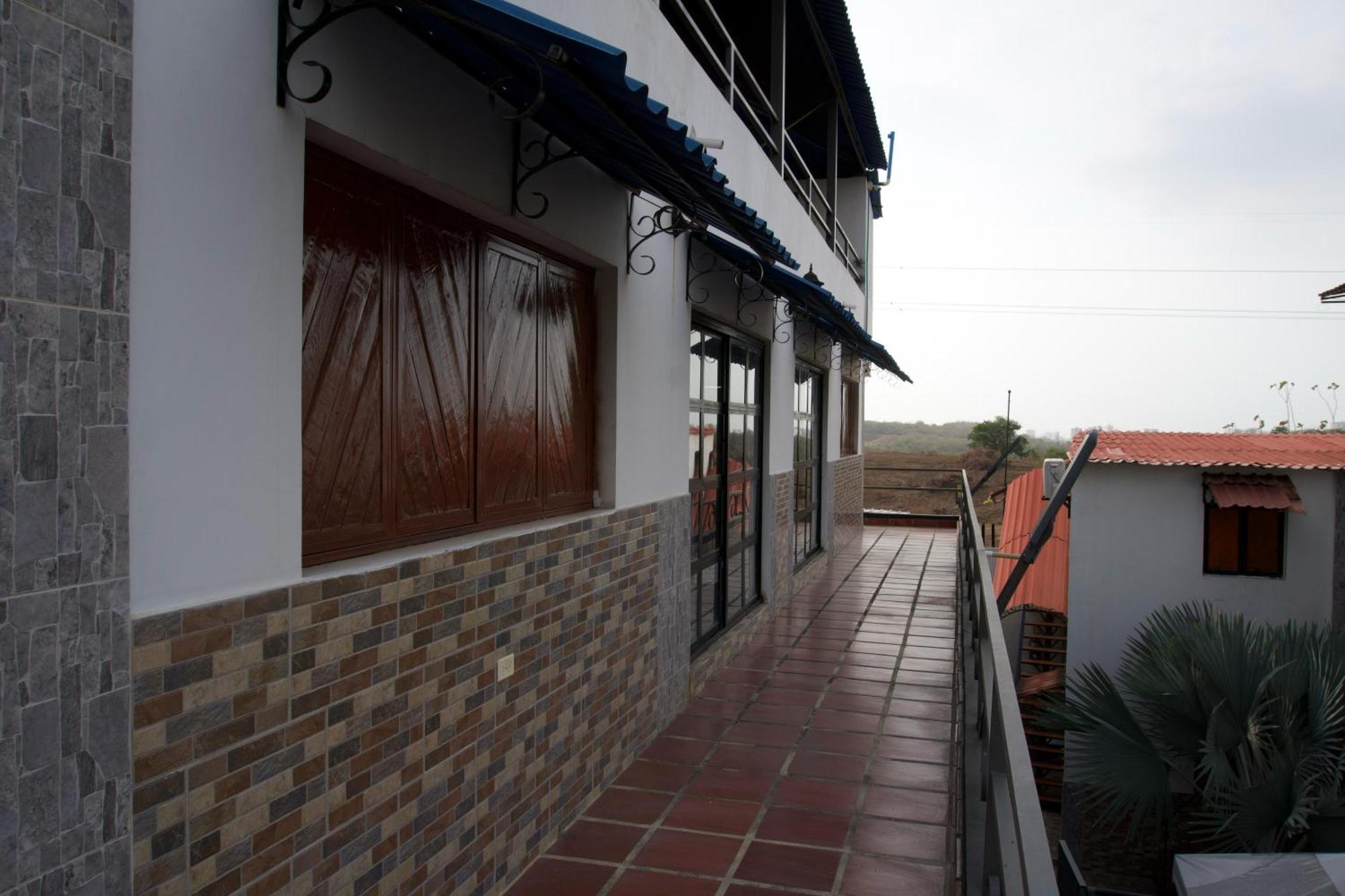 Vistas Del Caribe Sede Campestre *