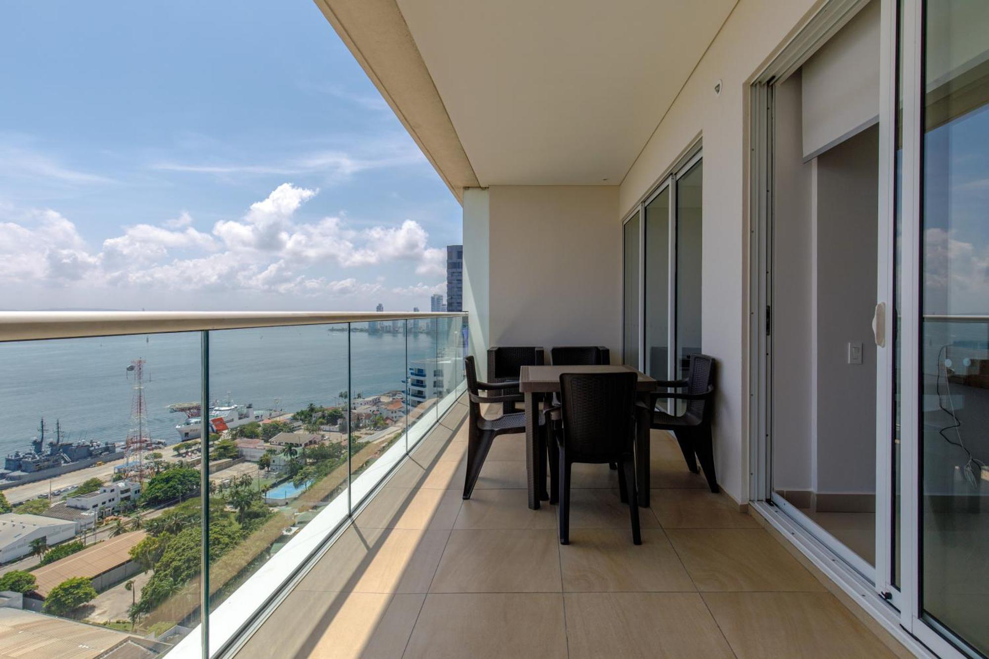 Apartamento En Edificio H2 Bocagrande Cerca Al Mar