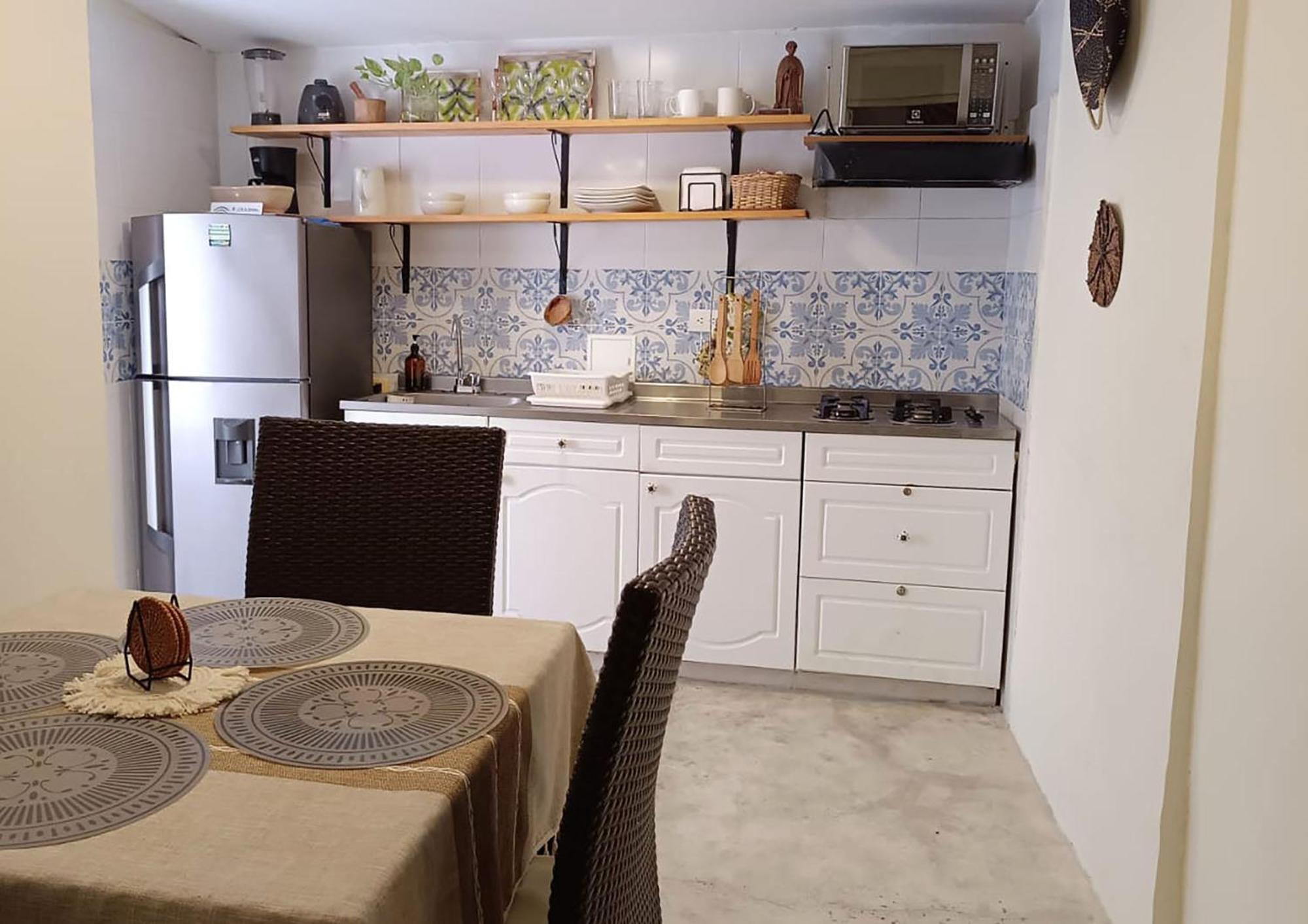 Сasa de vacaciones Great Location ! 4 Bedroom In The Heart Of *
