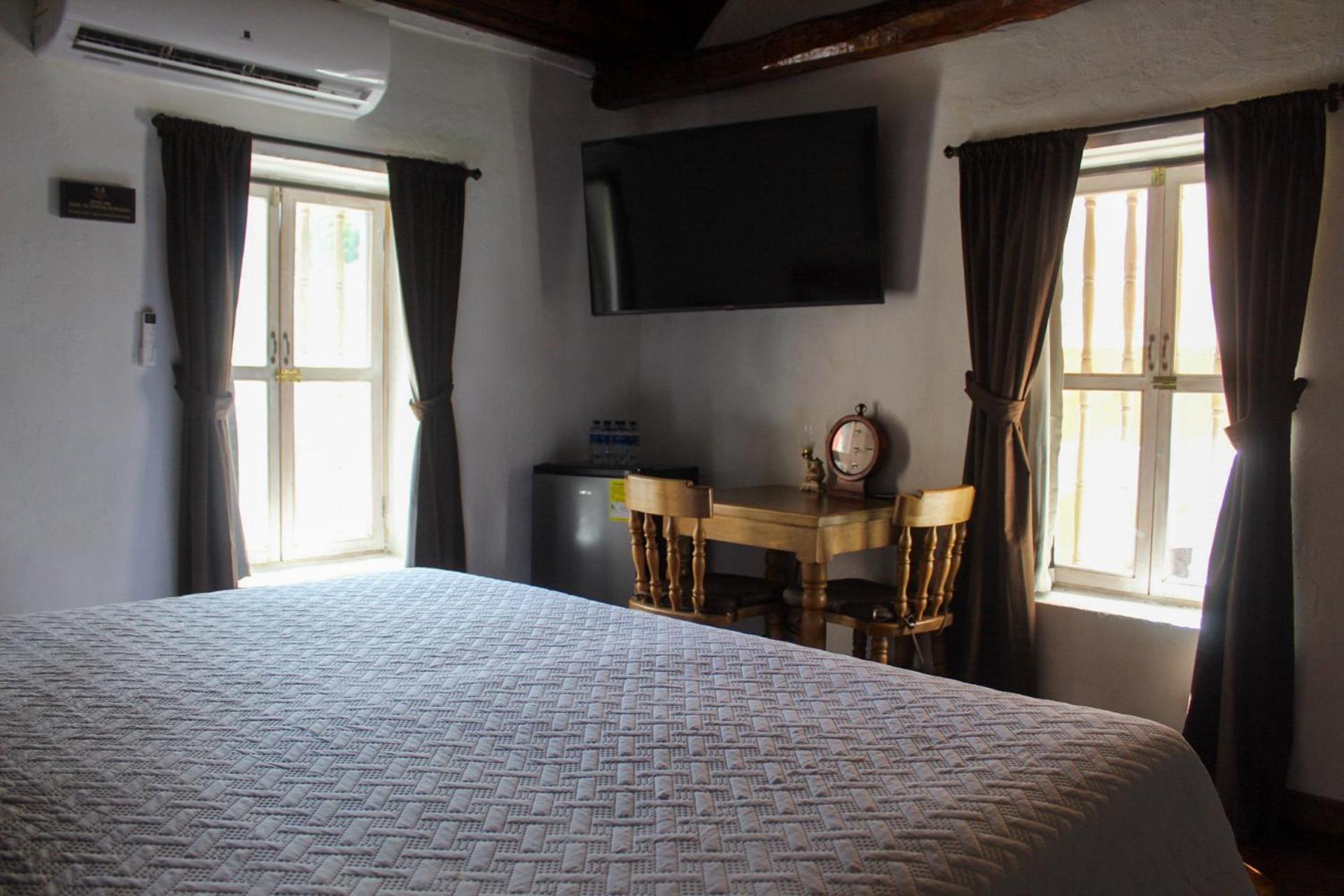 Life Is Good Hostal *