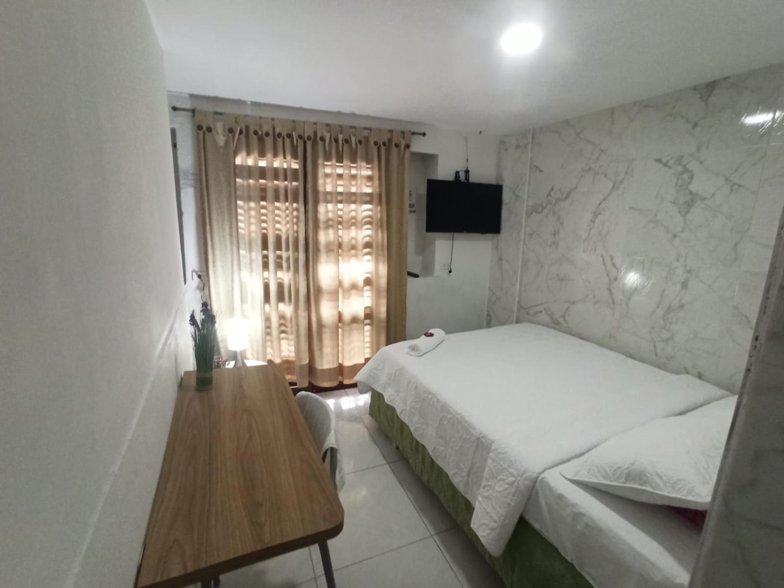 Casa De Americas Hostel *