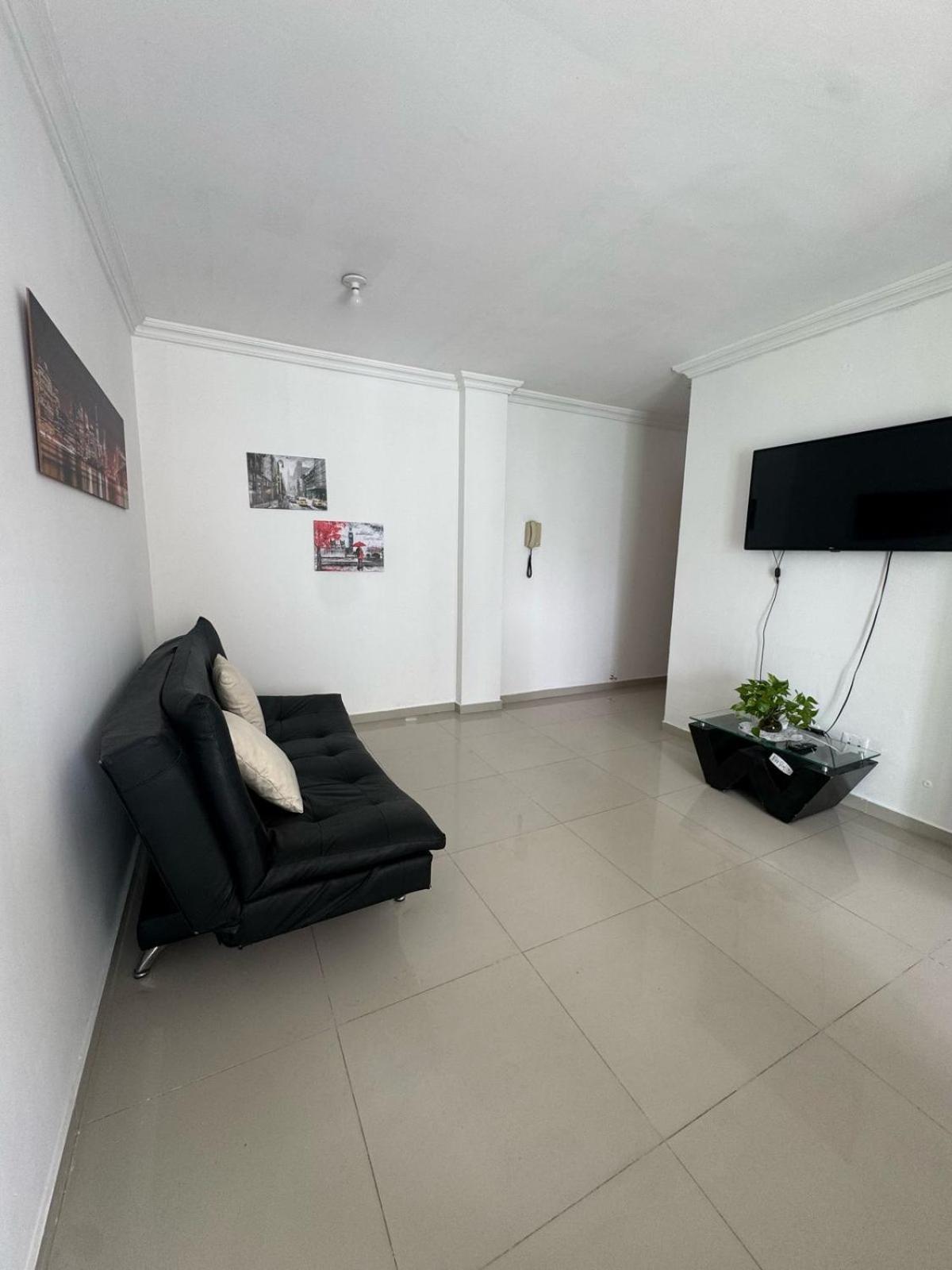 Bonito En Con Garaje Gratuito Apartamento