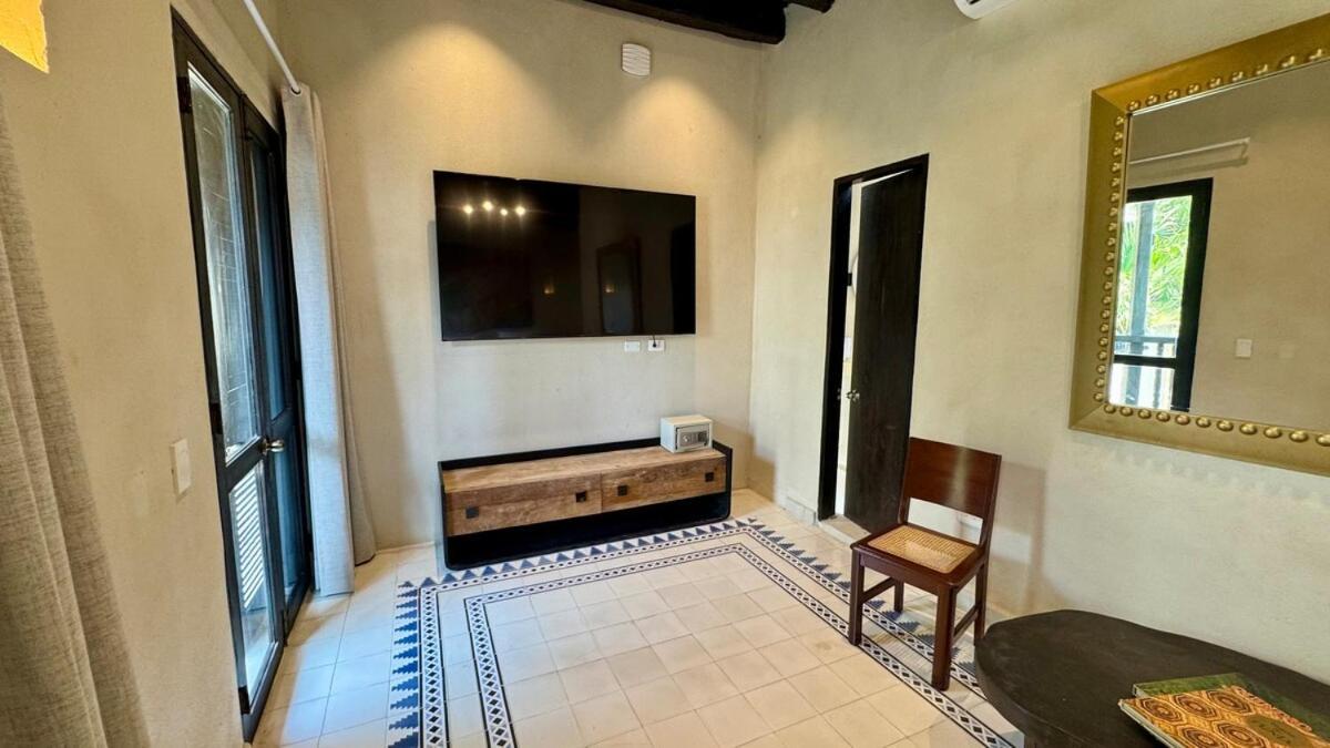 Casa Bovedas Collection *