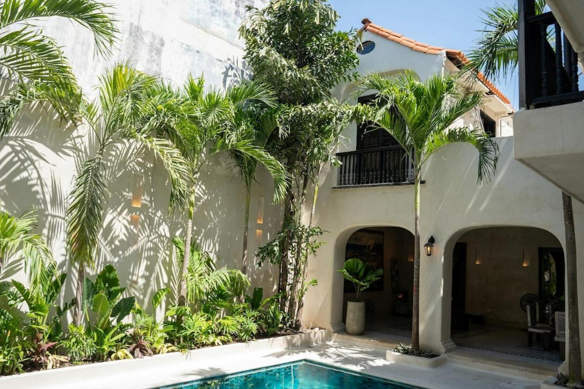 Casa Bovedas Collection