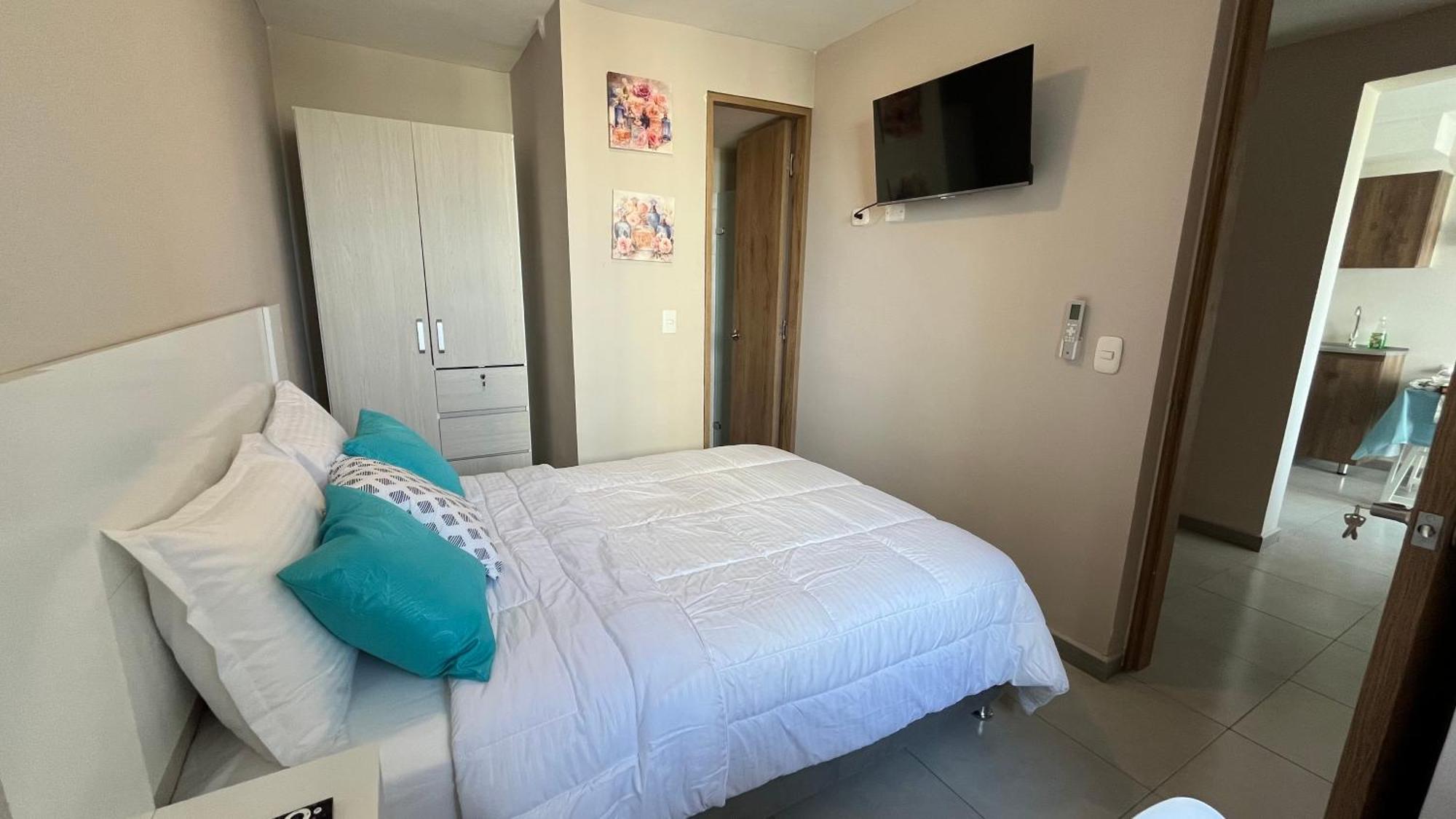 Apto Bien Ubicado Cerca Al Mar, Cerca Al Centro Y Al Aereopuerto Apartamento