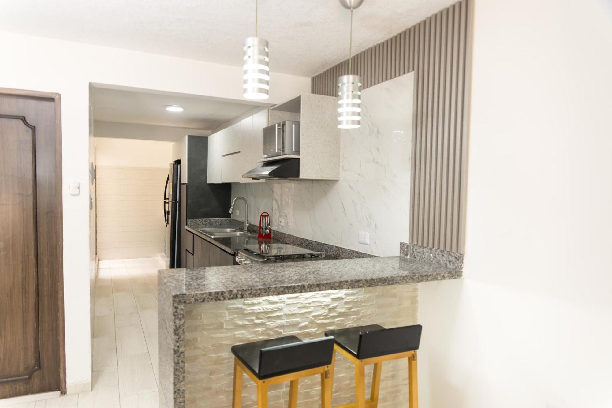 Apartamento En Cerca Al Aeropuerto Y Playa *