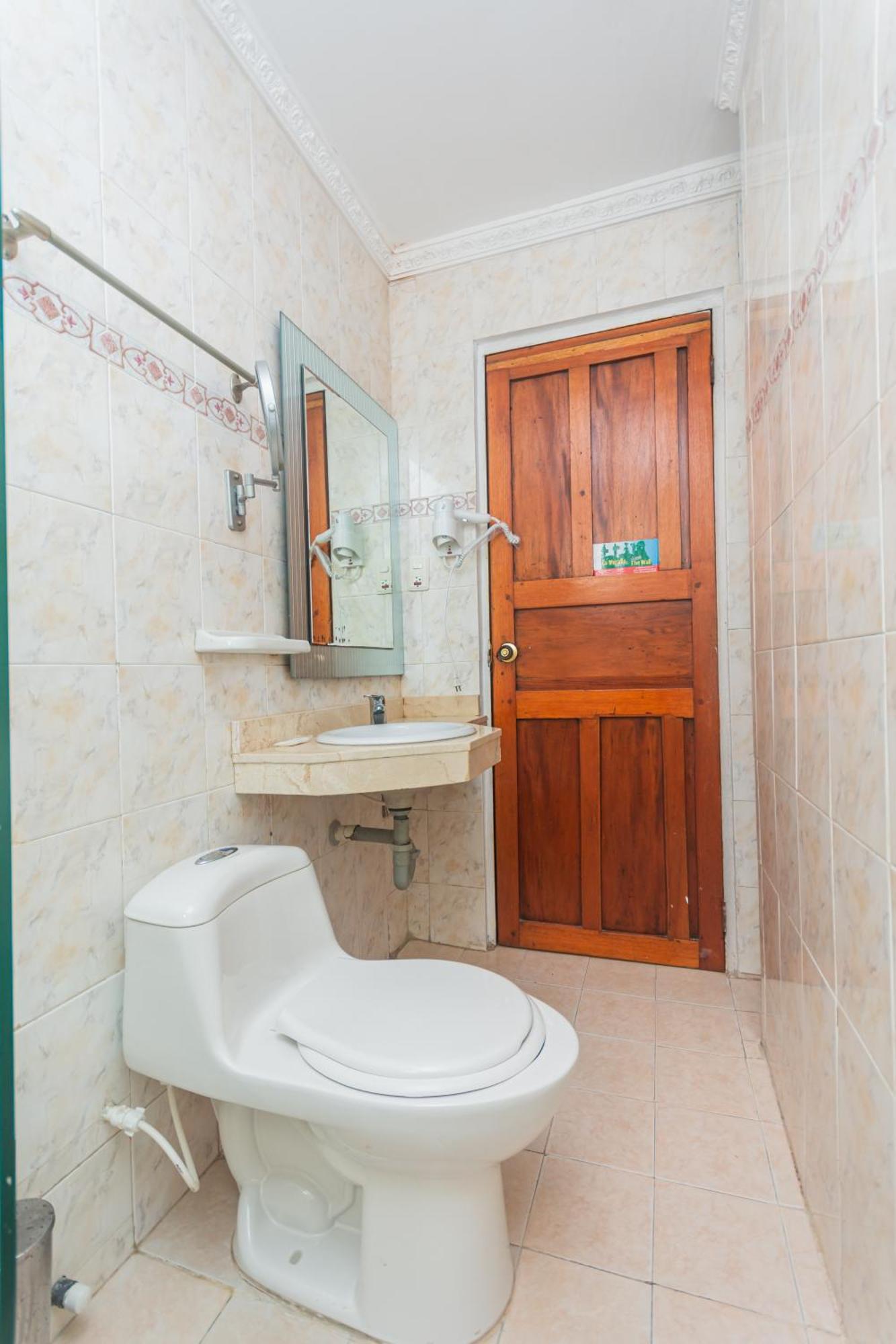 Baluarte Coast Hotel 3*