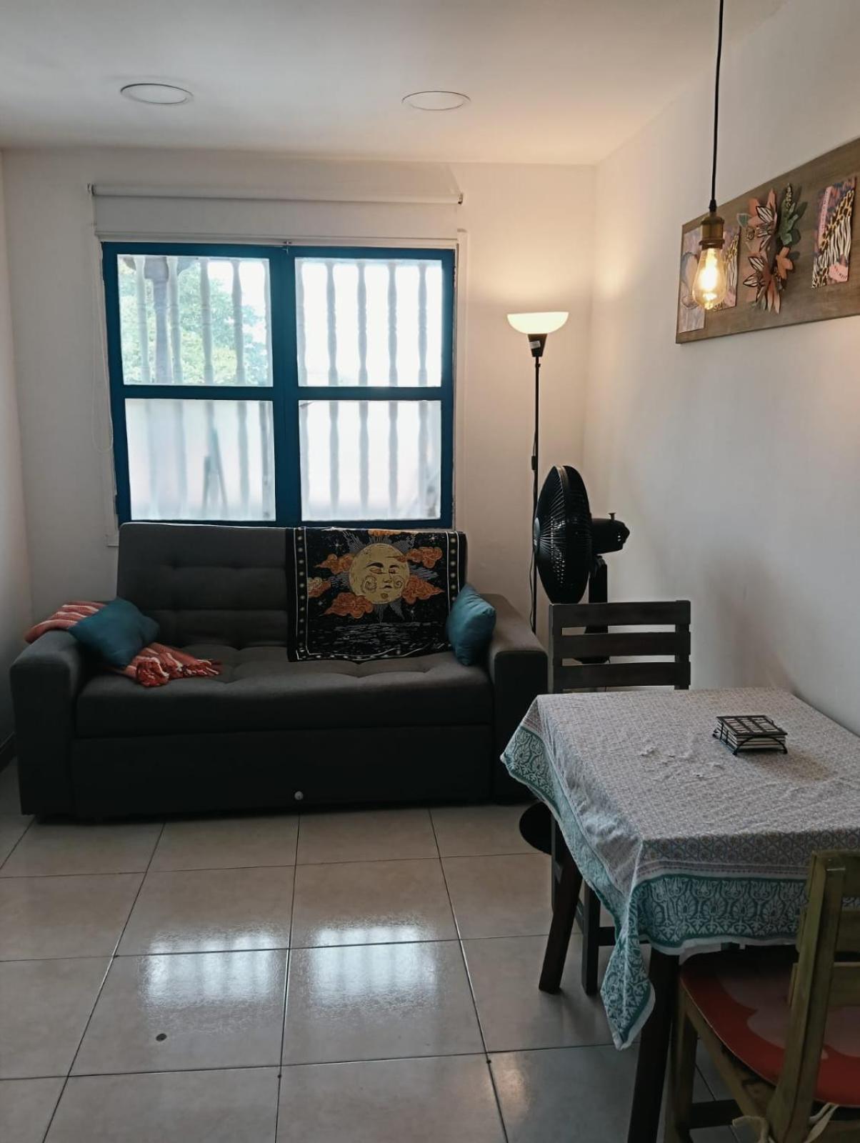 Apartamento Comfy Flat Inside Walled And Historic Center