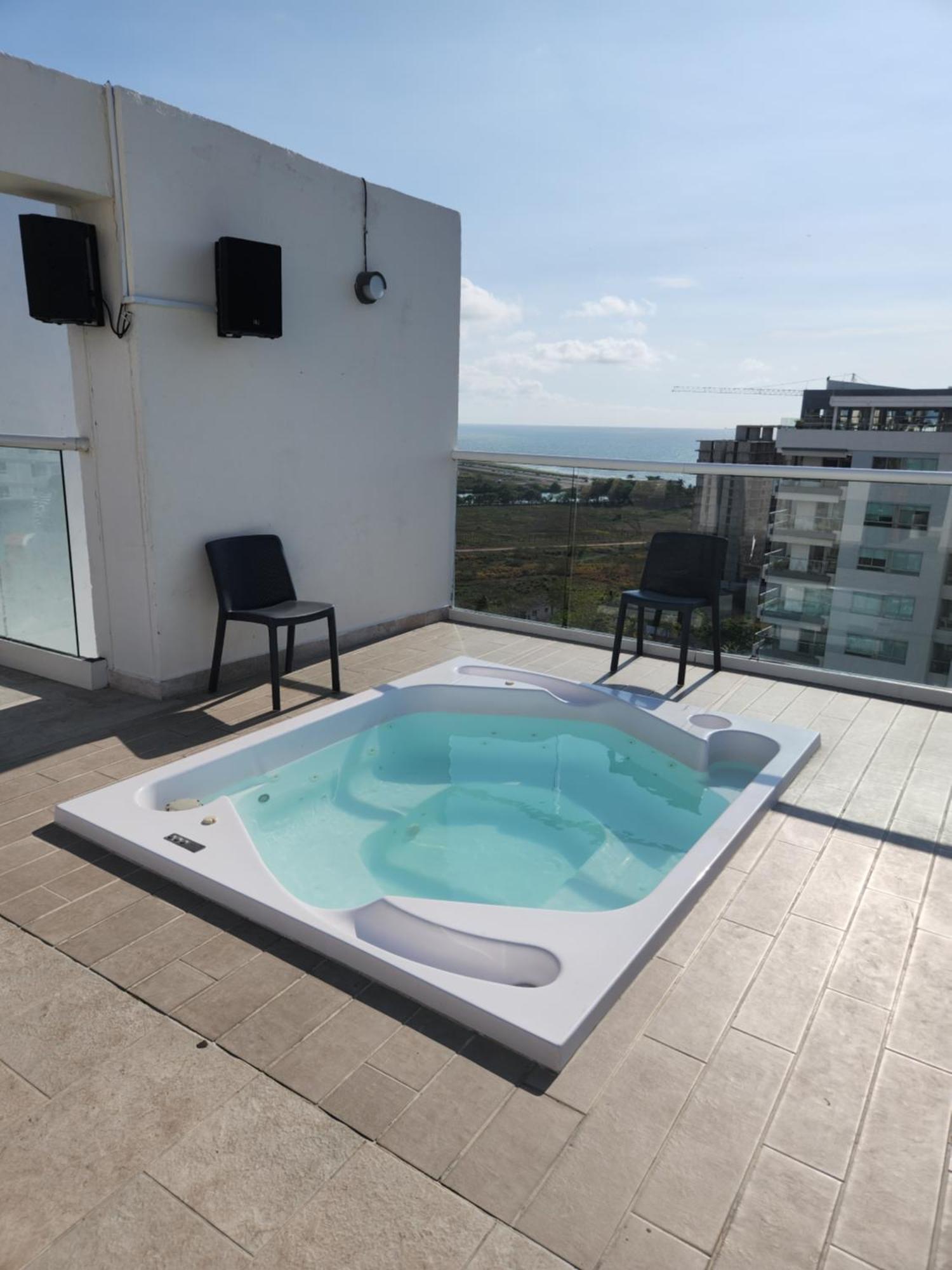 Dominique 811 Exclusive With Jacuzzi Apartment *