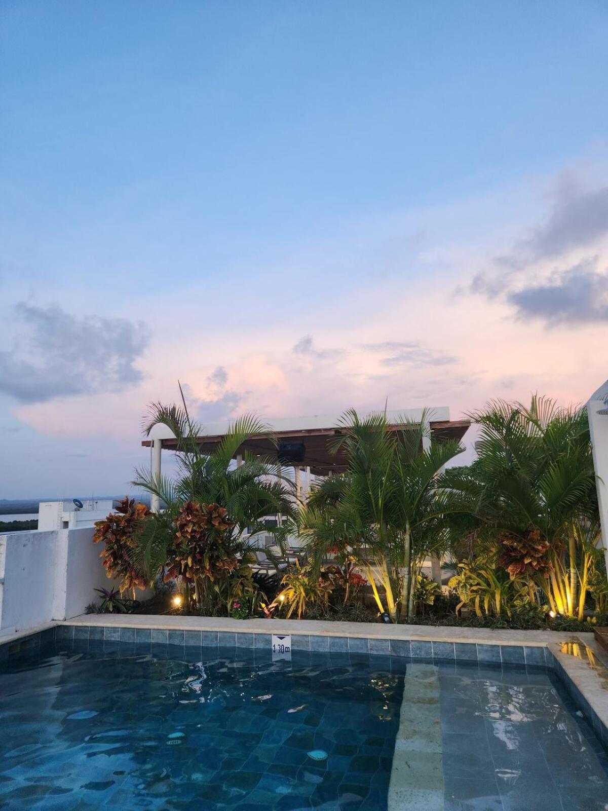 Dominique 811 Exclusive With Jacuzzi Cartagena