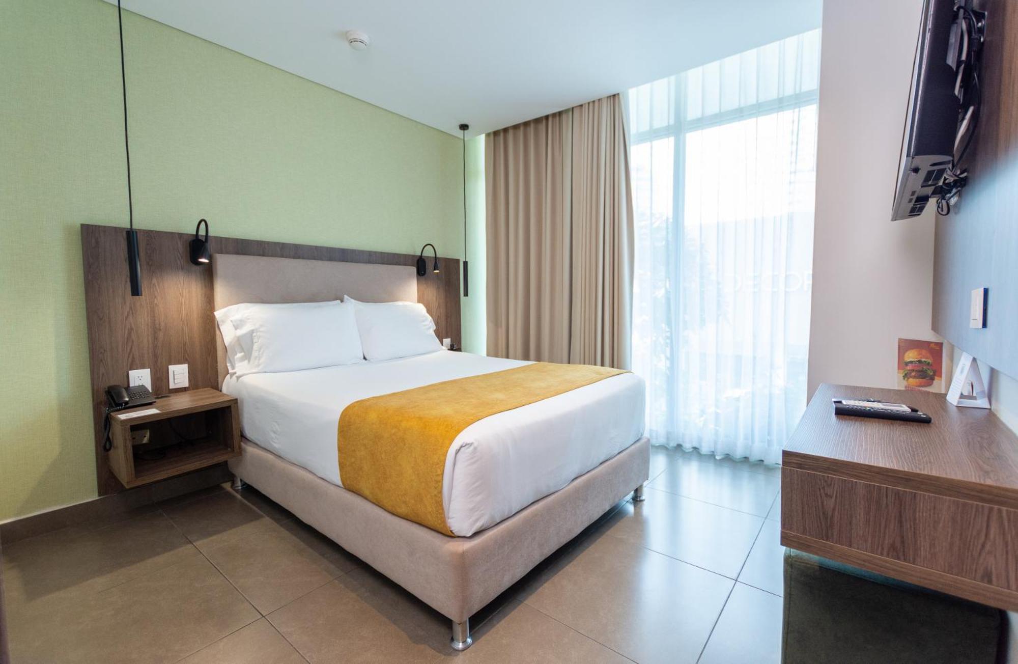 Zi One Luxury 4*