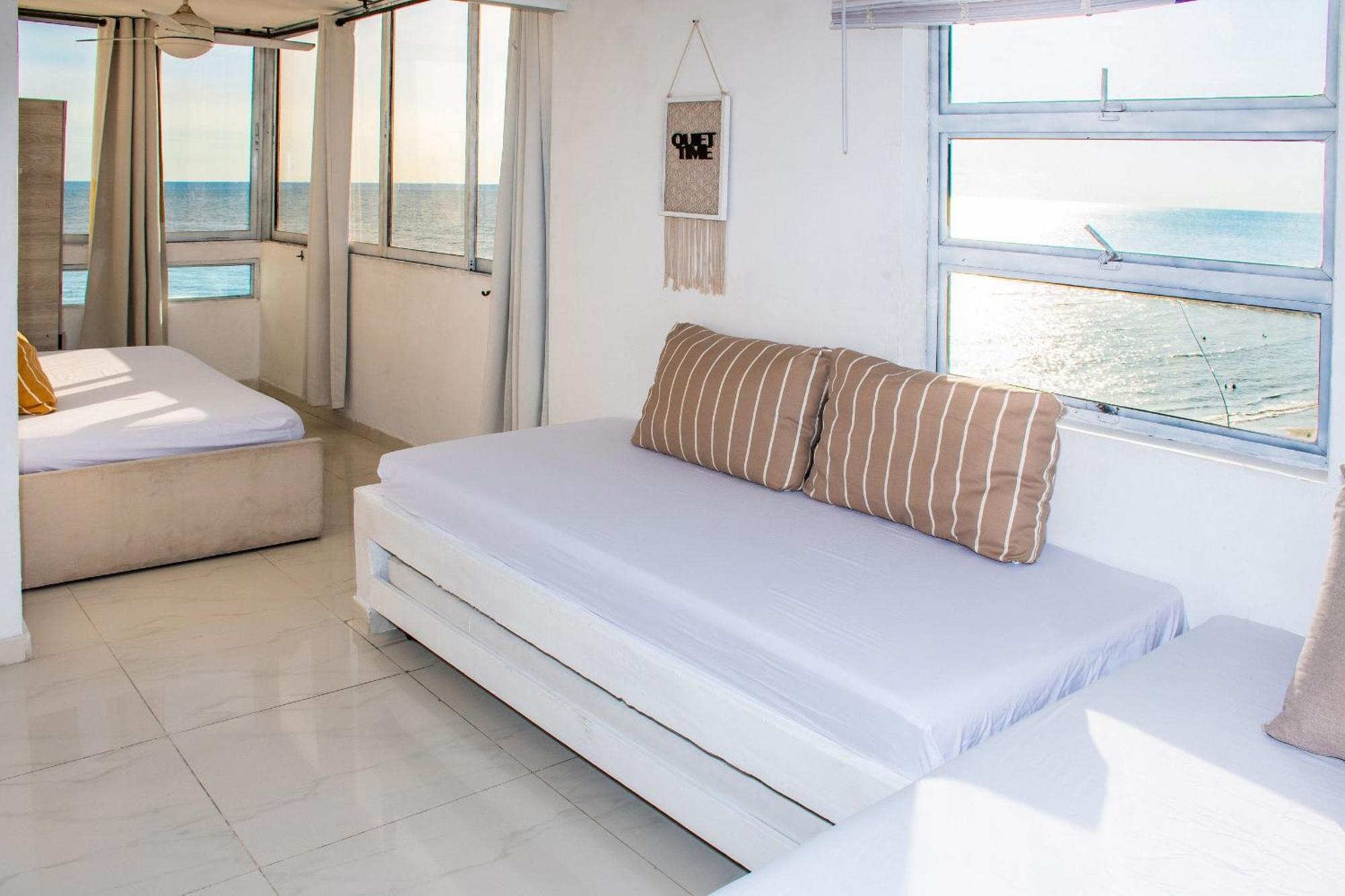 Apartment 2 Bedroom Ocean View *