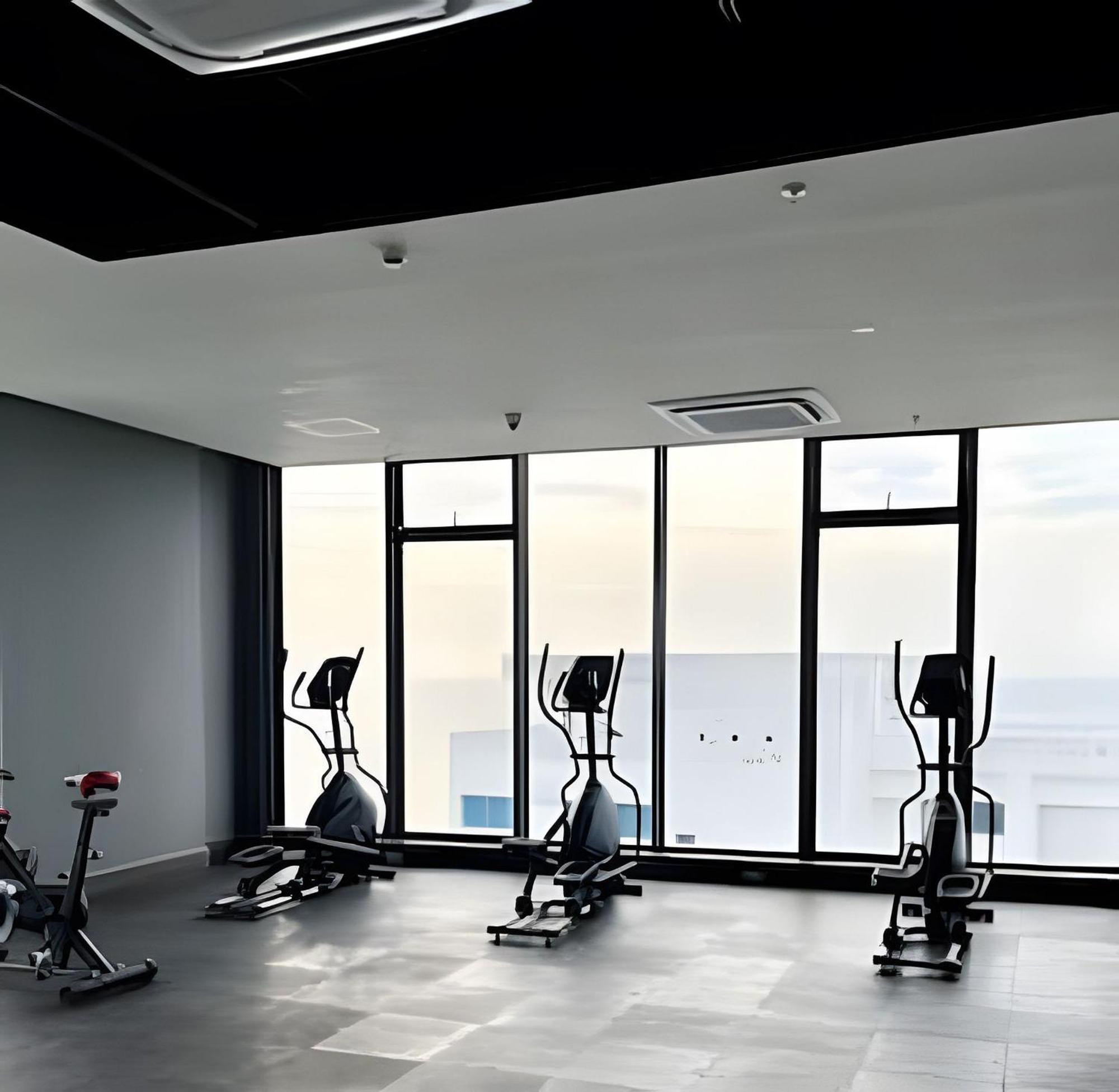 Oceanfront Gem By Walled City, Spectacular Views *