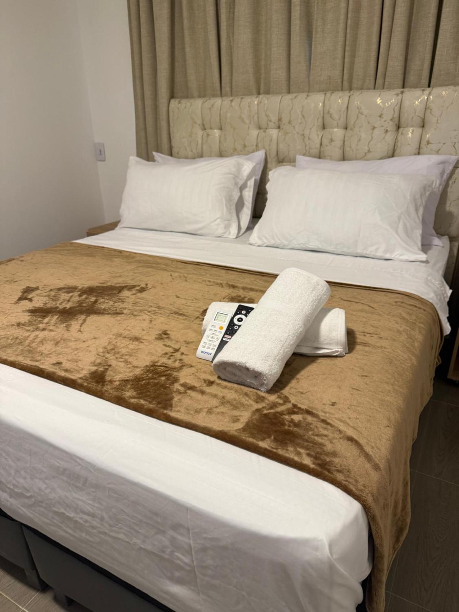 Dave Paradise Hotel