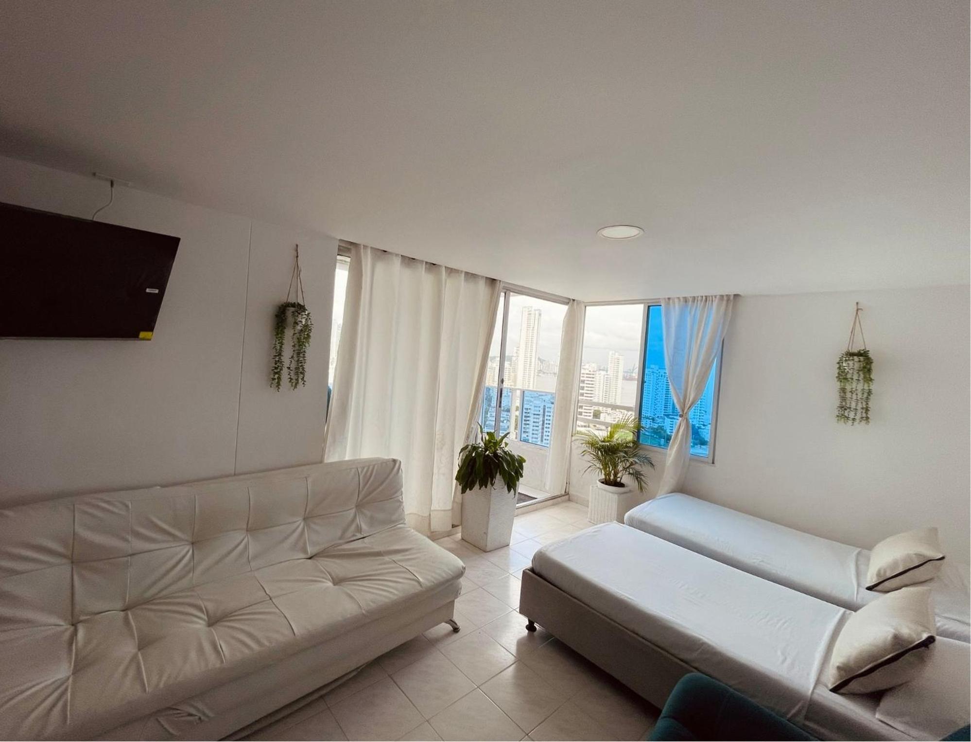 Apartment El Laguito Apto Cerca A La Playa *