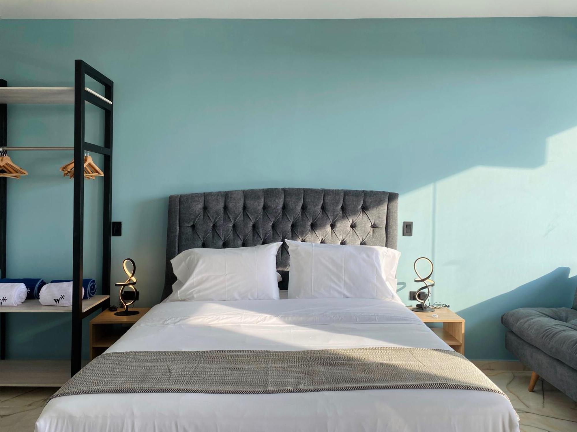 Muralla By Wynwood House *