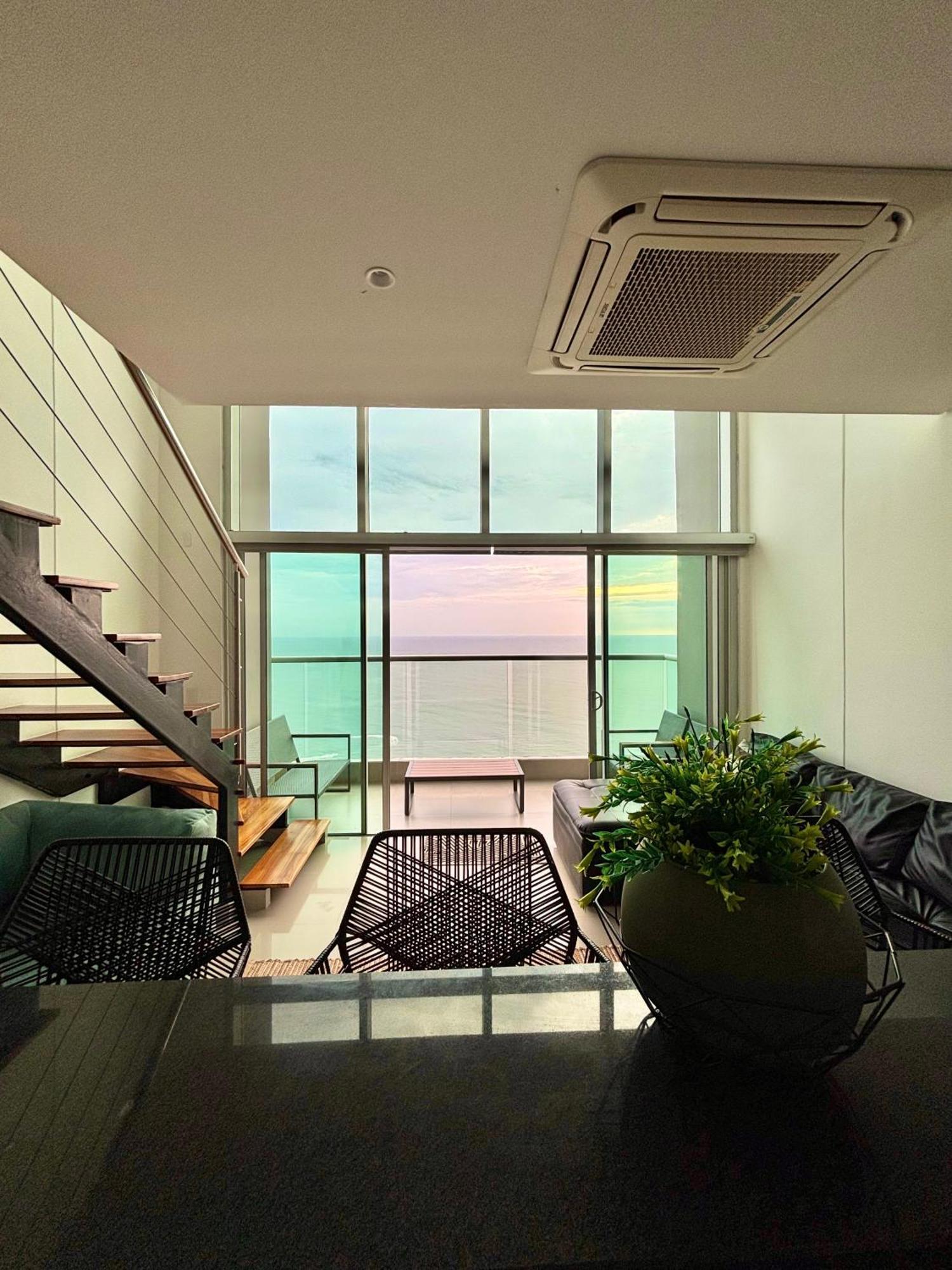 Duplex Piso 34 Frente Al Mar Apartamento