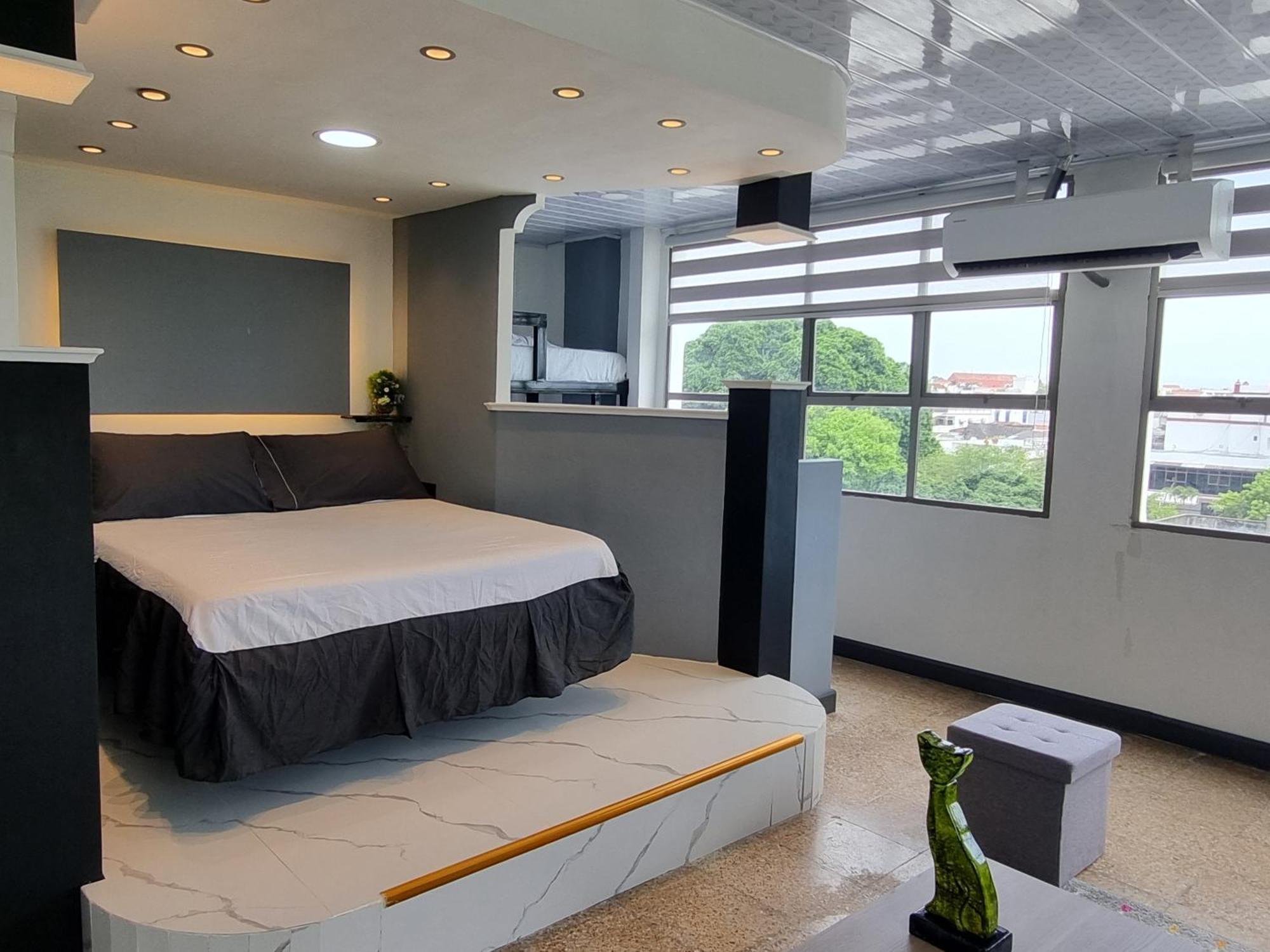 Apartment Old Almirante
