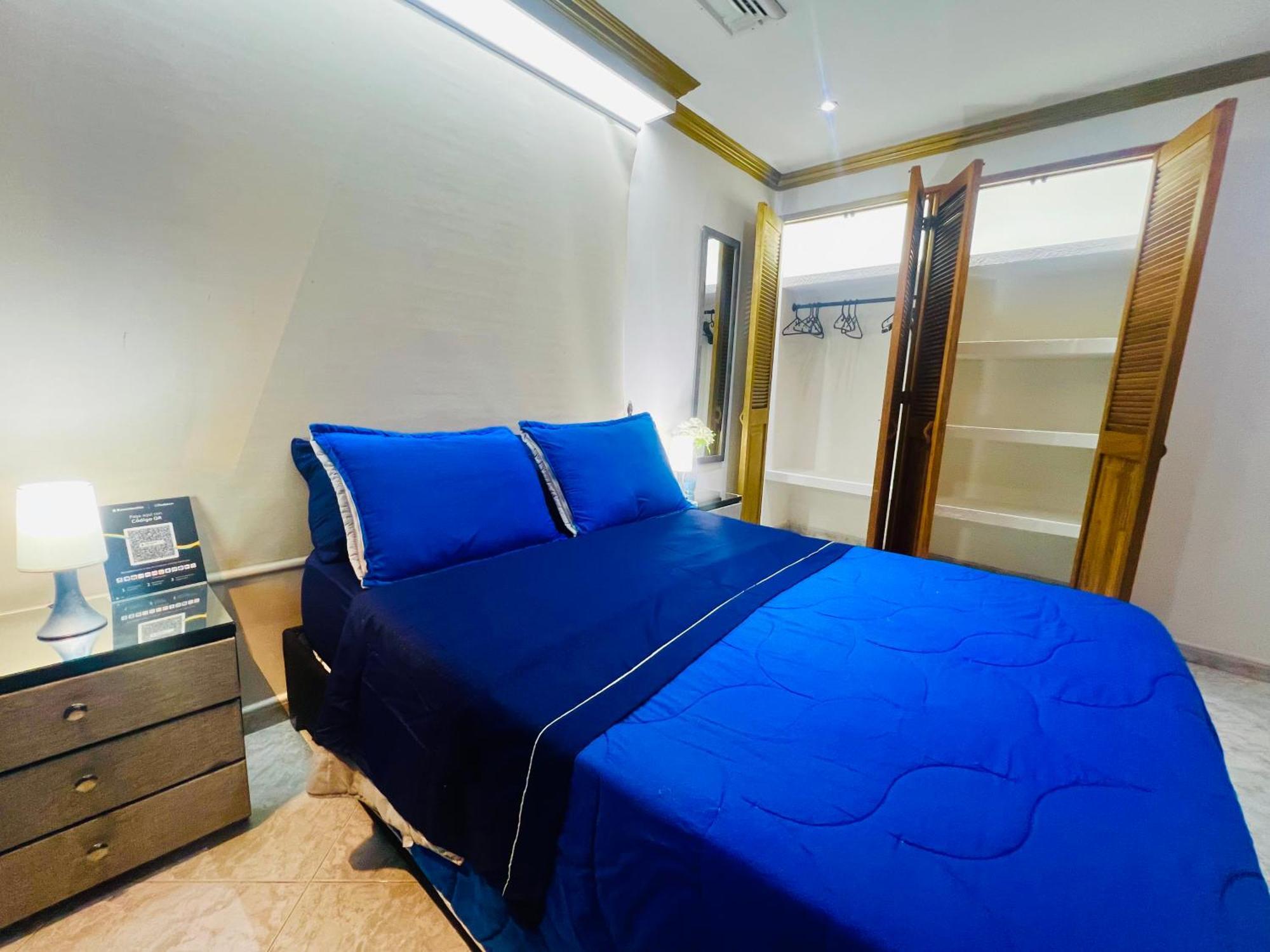 Habitación en casa particular De Lujo Con Aire Acondicionado En Privado