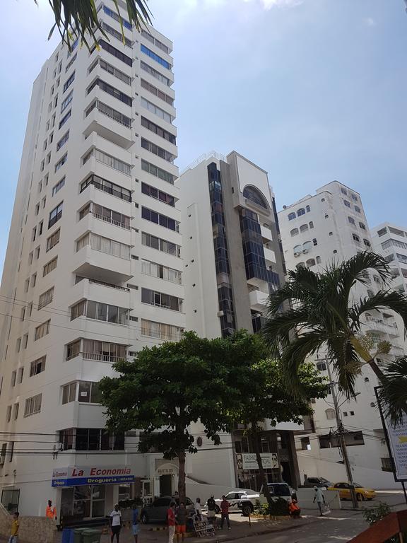 Apartamento Espectaculares Vistas, Edificio Nautilus, Barrio El Laguito.