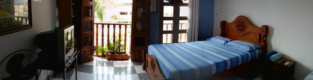 Hostal Casa El Prado *