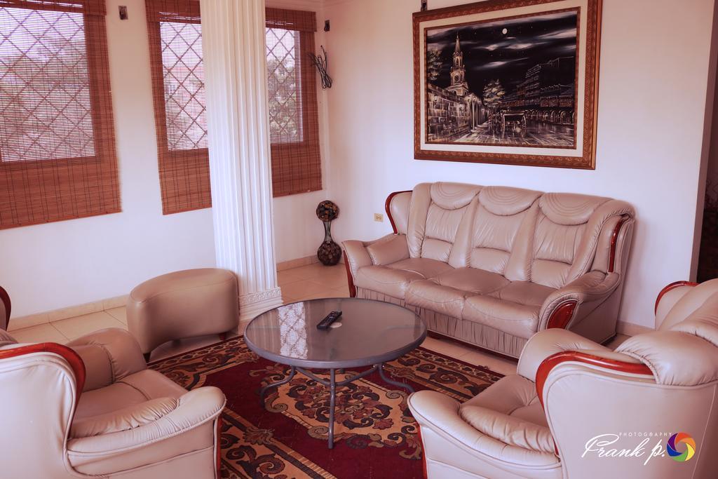 Pena's Boutique