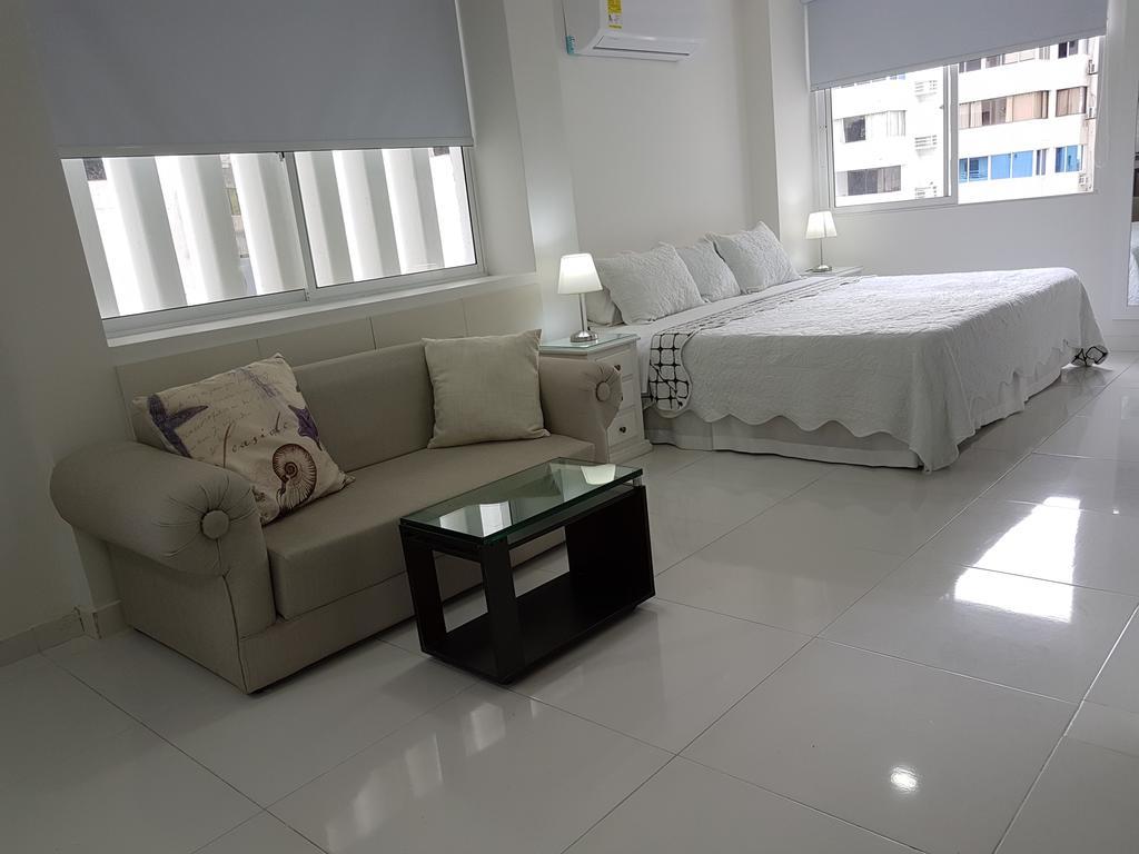 Apartamento Espectaculares Vistas, Edificio Nautilus, Barrio El Laguito.