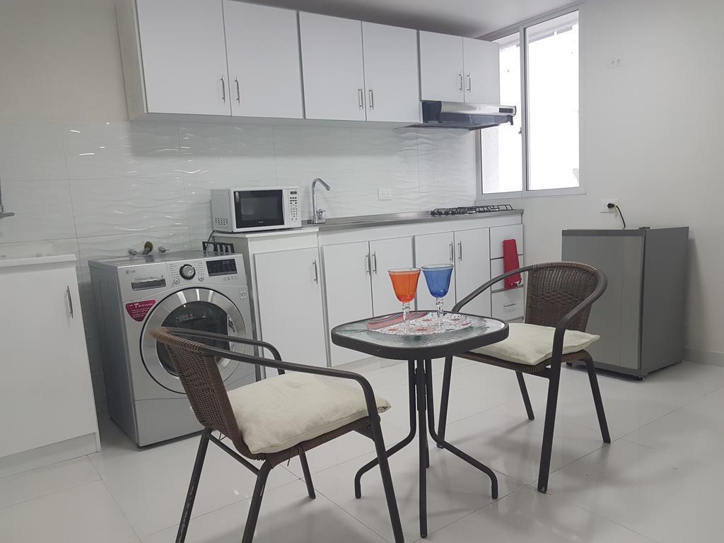 Apartamento Espectaculares Vistas, Edificio Nautilus, Barrio El Laguito. *