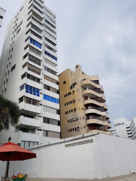Espectaculares Vistas, Edificio Nautilus, Barrio El Laguito. Apartamento Cartagena