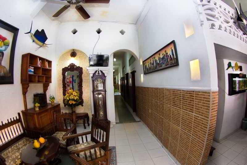 Marlin Hostal *