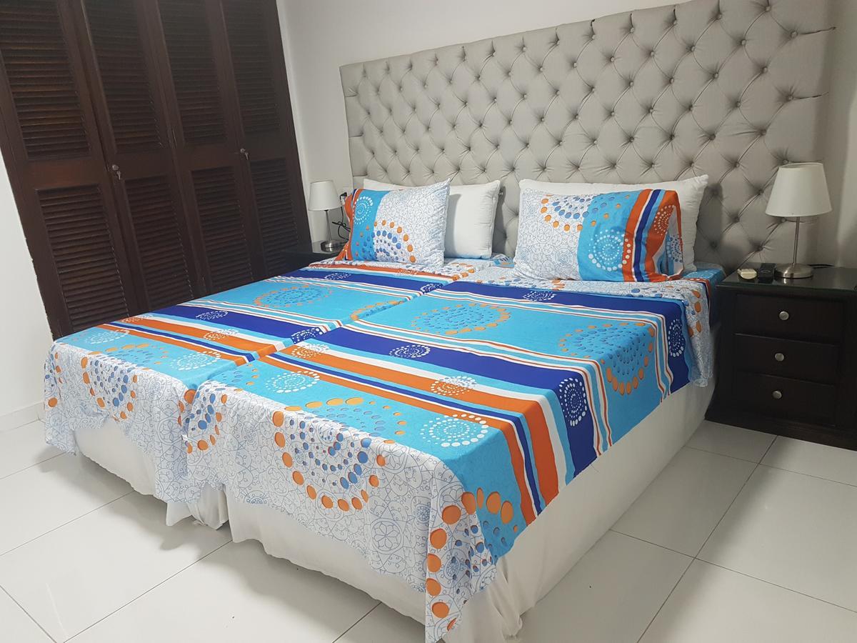 Apartamento Espectaculares Vistas, Edificio Nautilus, Barrio El Laguito. *