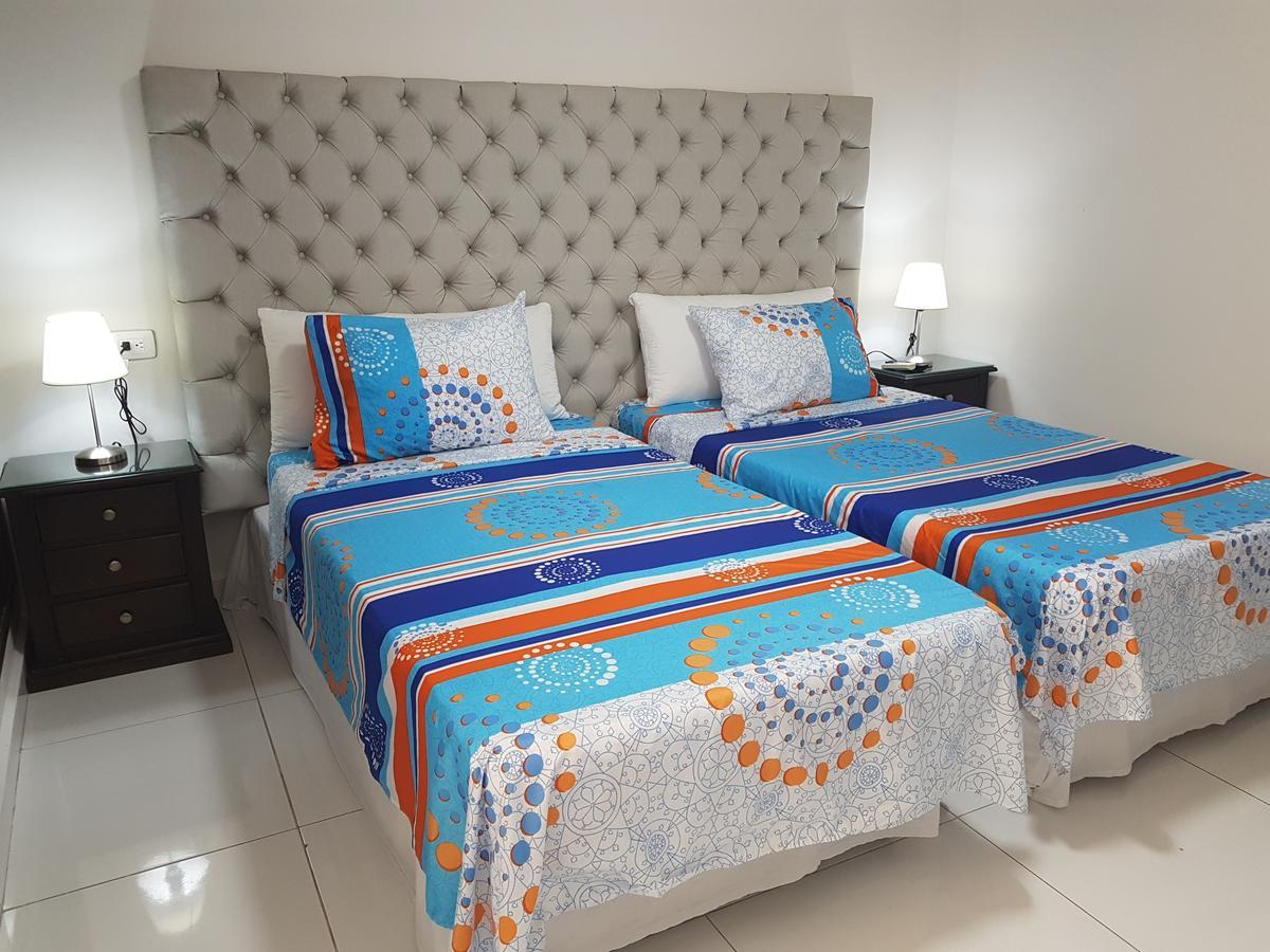Espectaculares Vistas, Edificio Nautilus, Barrio El Laguito. Apartamento Cartagena